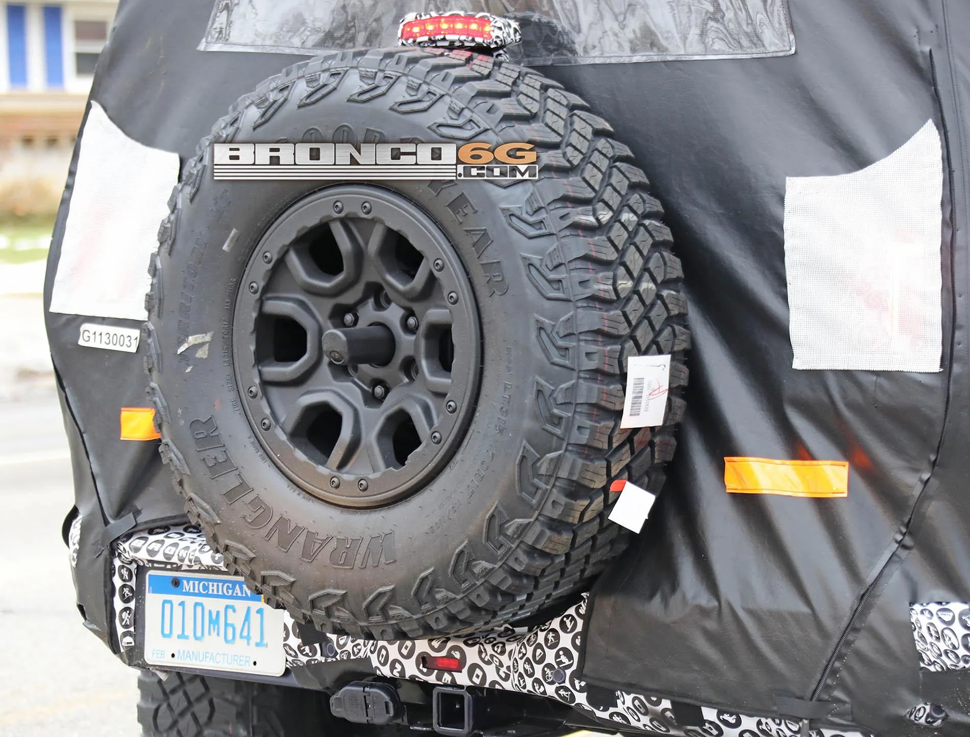 Ford Bronco Renders/pics so far... 2021_Bronco_OffRoad_018