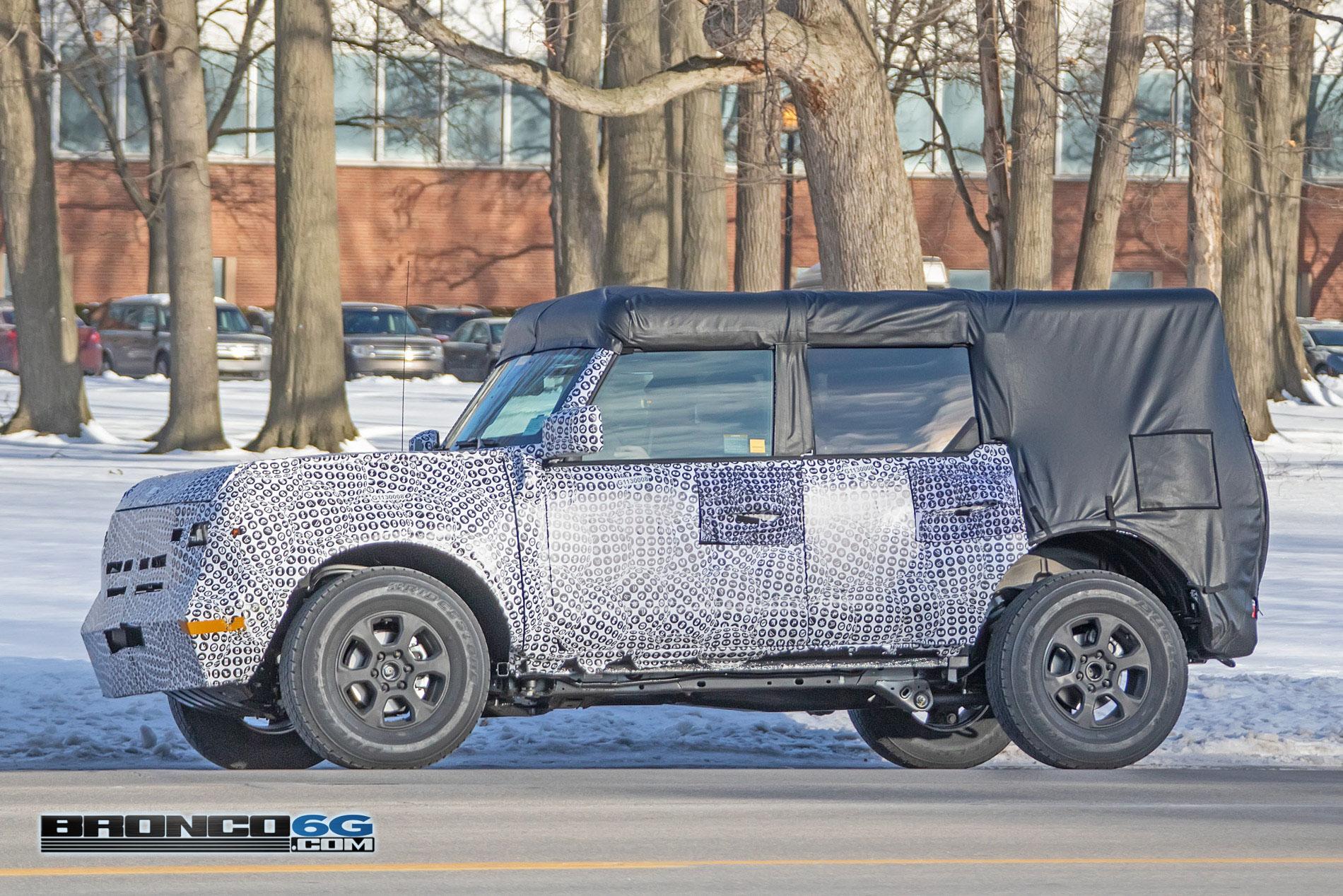 Ford Bronco Renders/pics so far... 2021_FordBronco.ext06