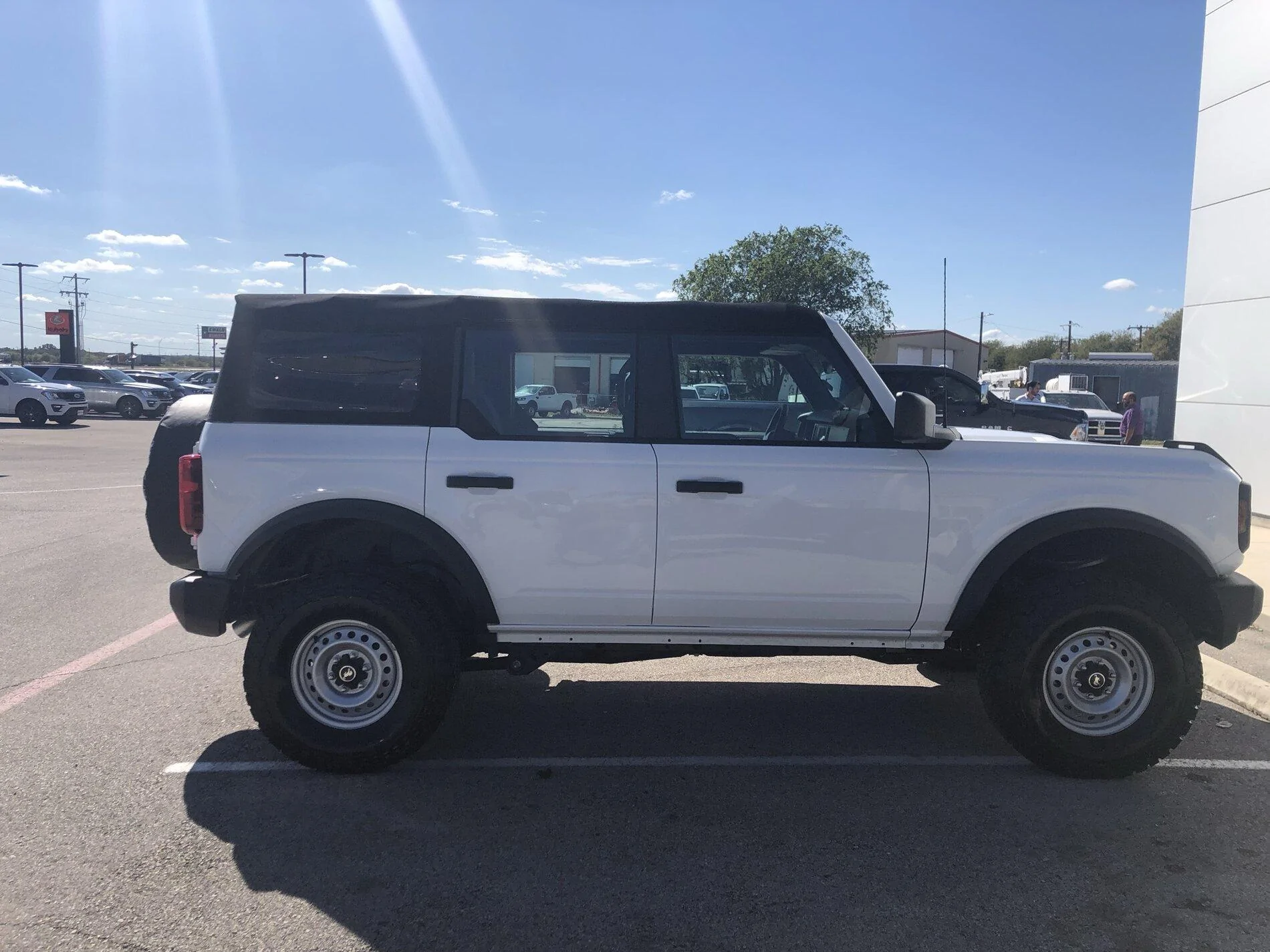 Ford Bronco Base Bronco Build Question 921C3D7E-4203-4C04-AFF1-A3F0BB844ED4