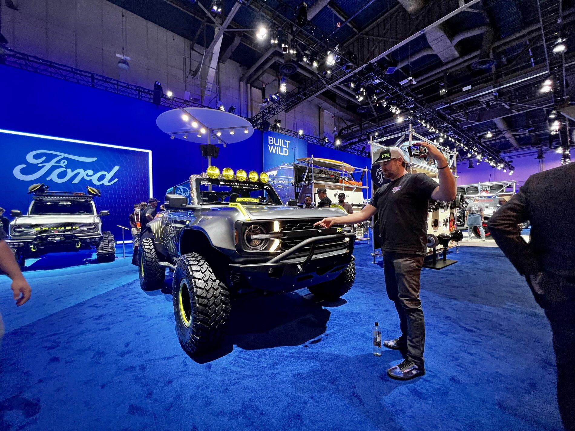 Ford Bronco SEMA 2021 Bronco Takeover 7E990825-CF8E-4229-AF0E-CD618B47049F