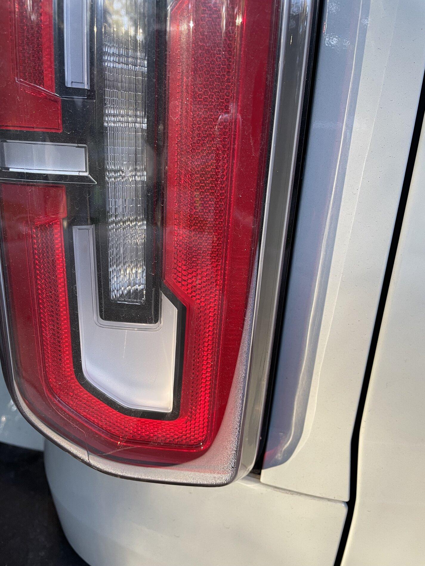 Ford Bronco Tail Light Assembly - Condensation Issue? IMG_3101