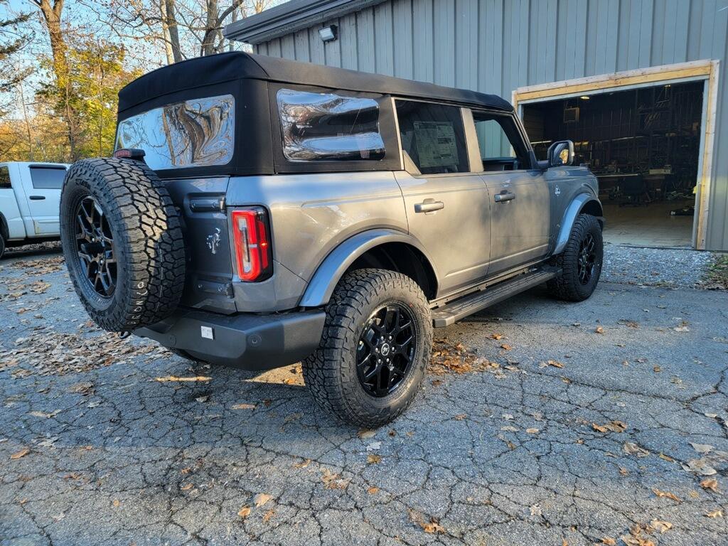 Ford Bronco Paint the Outer Banks wheels all black? imagejpeg_0(3)