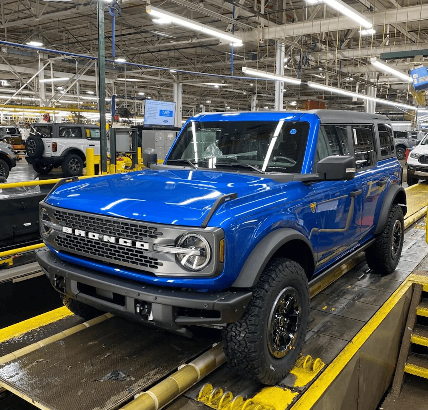 Ford Bronco 🛠 10/25/21 Build Week Group Screen Shot 2021-11-09 at 1.00.07 PM
