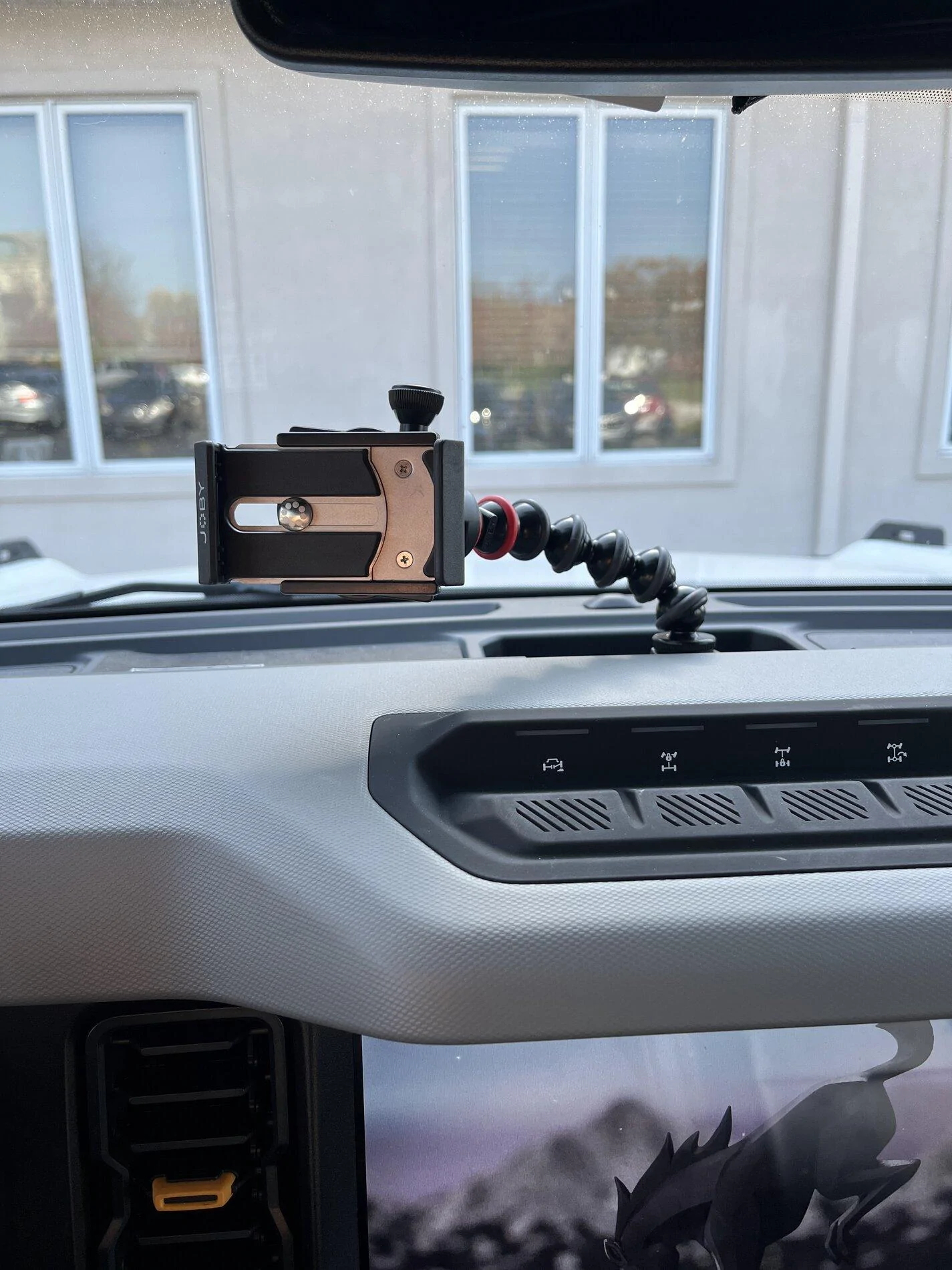Ford Bronco Cell Phone Mount 6BF5E9E3-C882-4E29-94AF-72CBE32CF63E