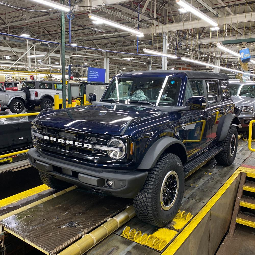 Ford Bronco 🛠 10/25/21 Build Week Group 1636493993658