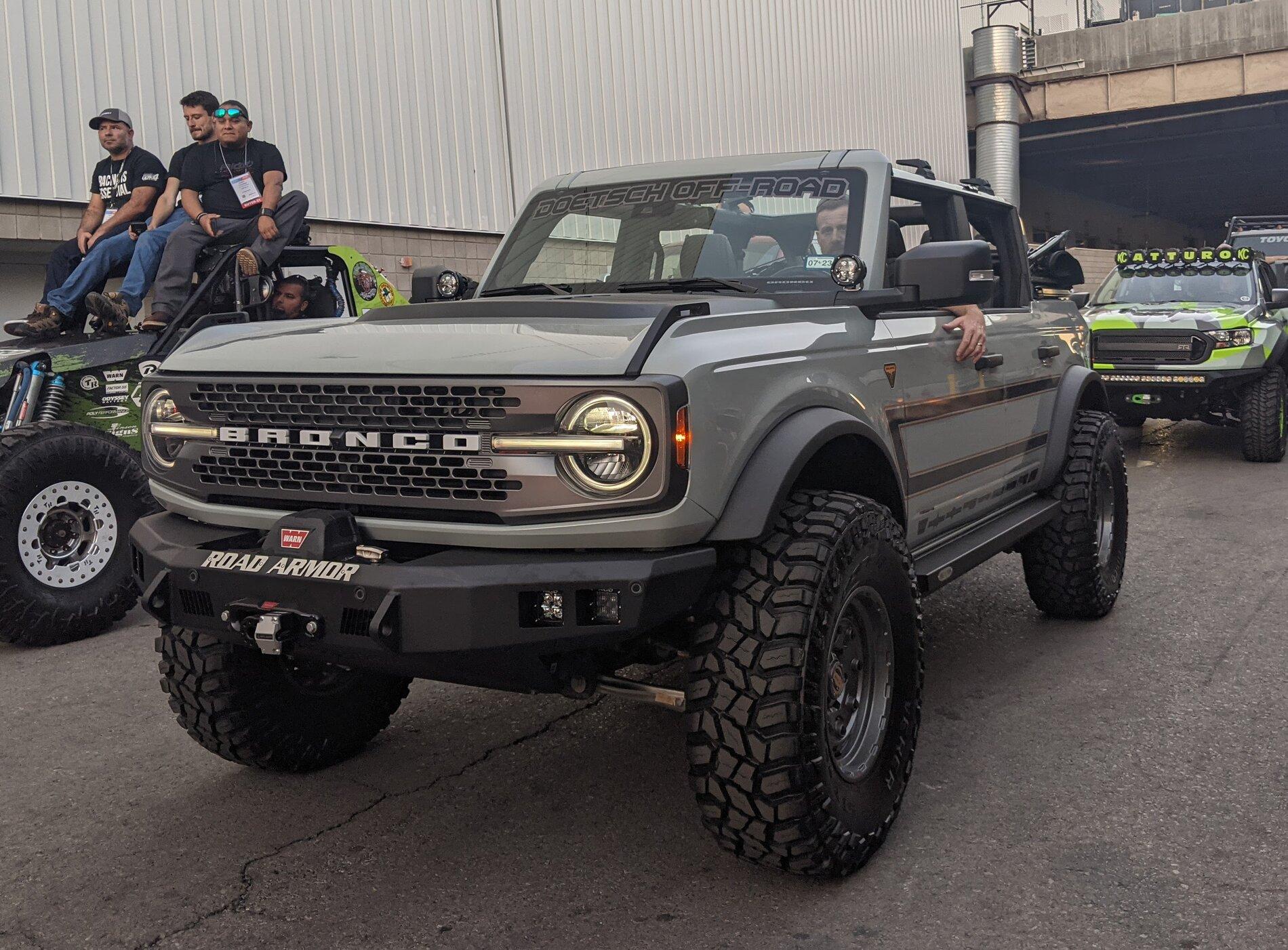 Ford Bronco CACTUS GRAY Bronco Club PXL_20211106_002740672
