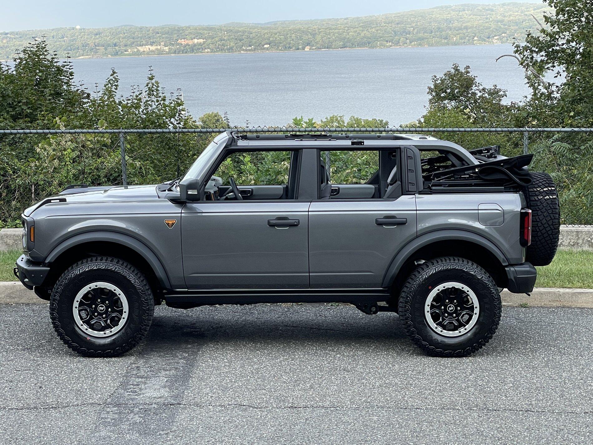 Ford Bronco Finally took delivery and I love it. 68E290A8-4008-42B9-958A-FD45D8E1E643