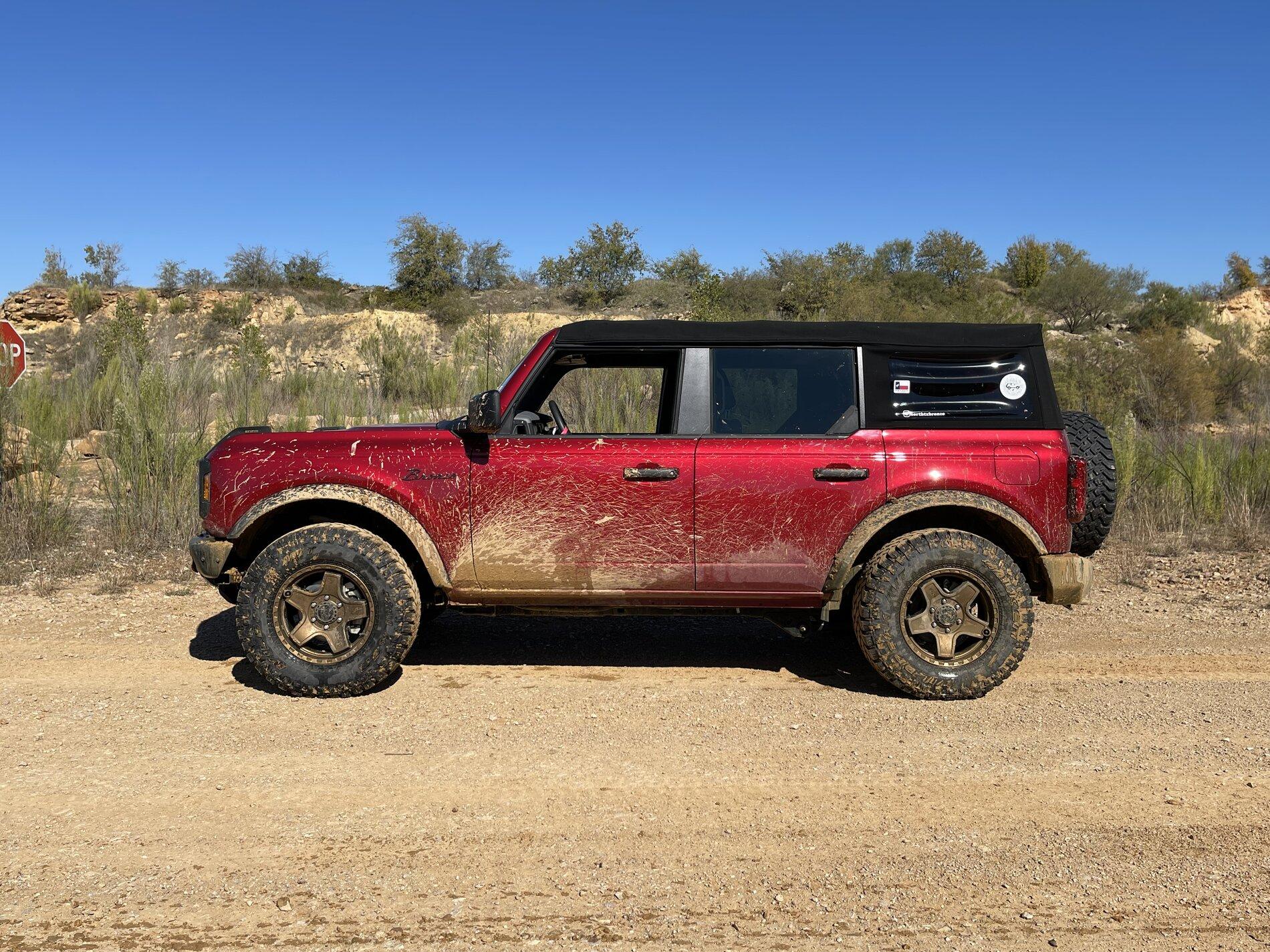 Ford Bronco Base - base - getting dirty. AF763397-1798-4C06-8950-53E6FDD9E625