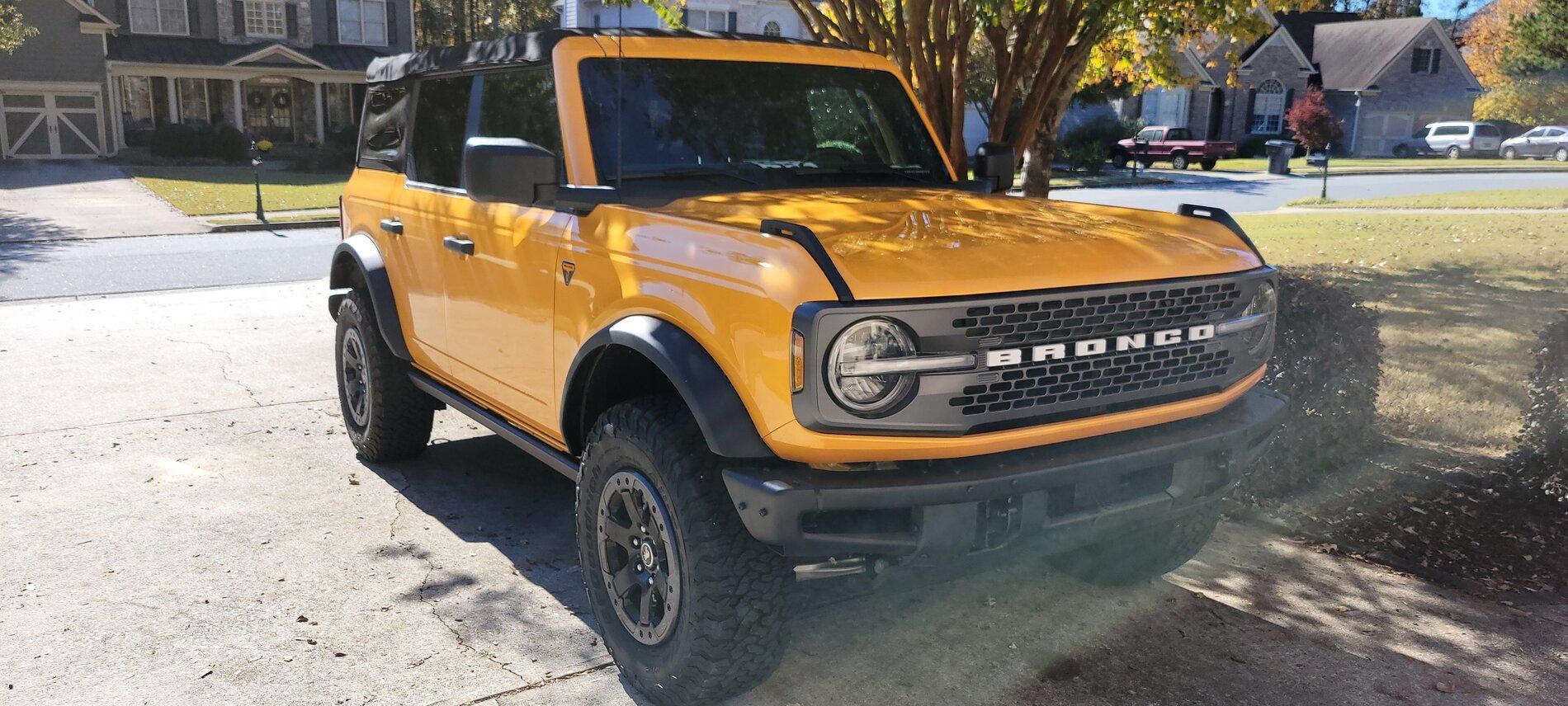 Ford Bronco Delivery! Review '74 vs OBX vs Badlands Bronco 20211108_105026