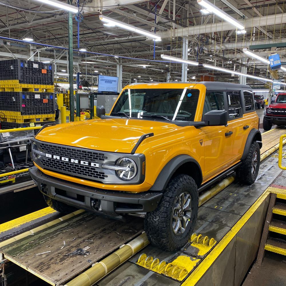 Ford Bronco 🛠 10/25/21 Build Week Group image (2)