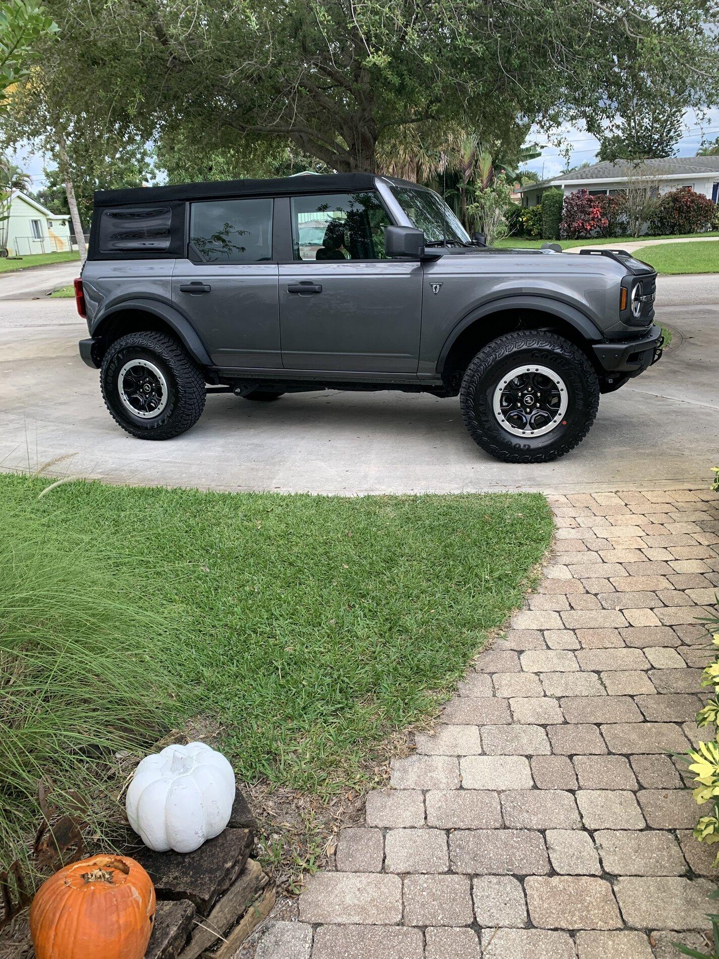 Ford Bronco One week in 3C3D7D9A-18A7-4687-920C-FC1E5CF8D419