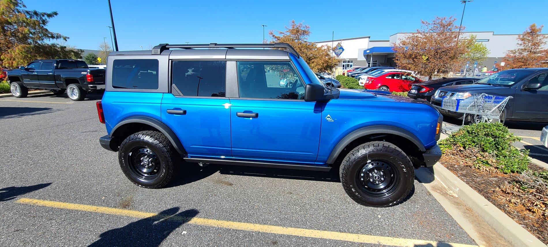Ford Bronco BOLD's Blue Bronco Build 20211107_132809