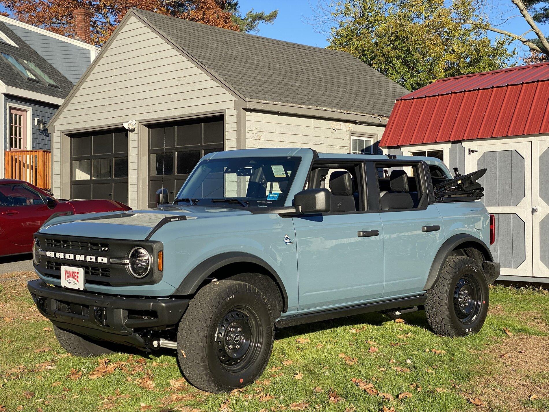 Ford Bronco AREA 51 Bronco Club D88BBC9D-219B-4224-BEA6-8CA3BC55A726