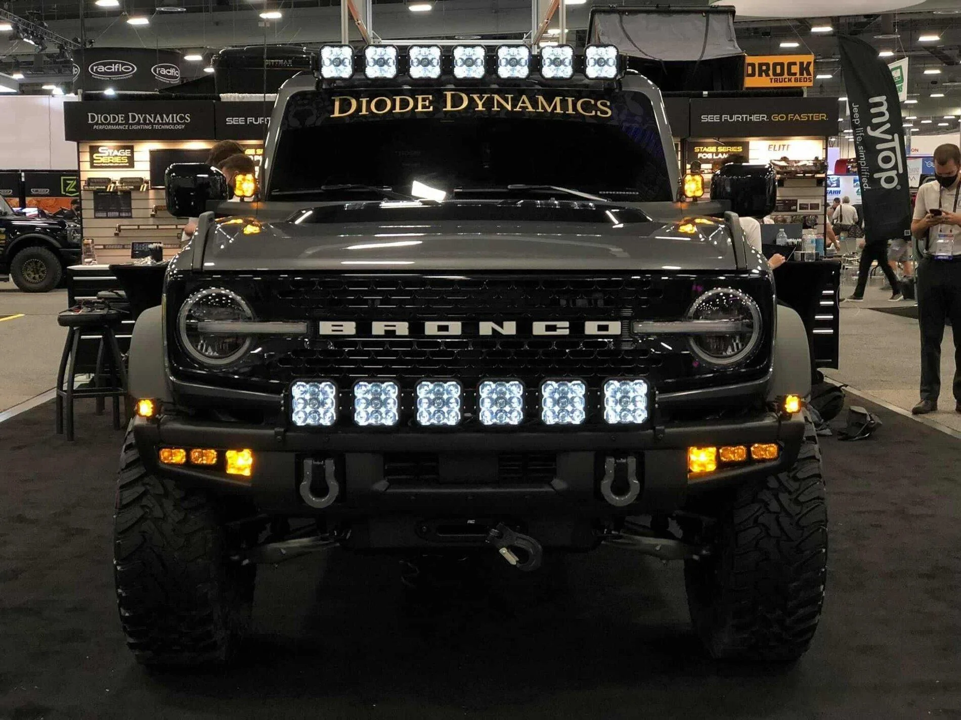Ford Bronco Modular bumper light brackets Image from iOS (4)
