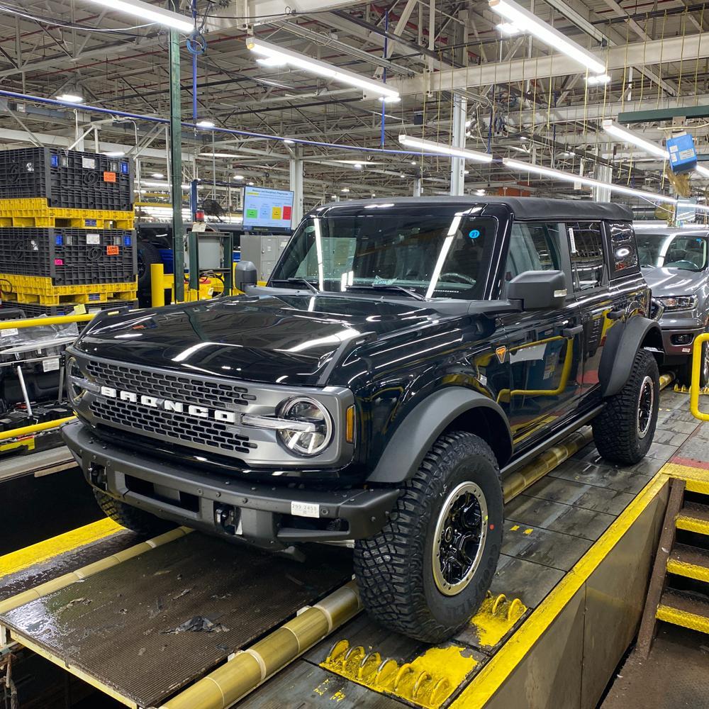 Ford Bronco 🛠 10/25/21 Build Week Group 1636679242385