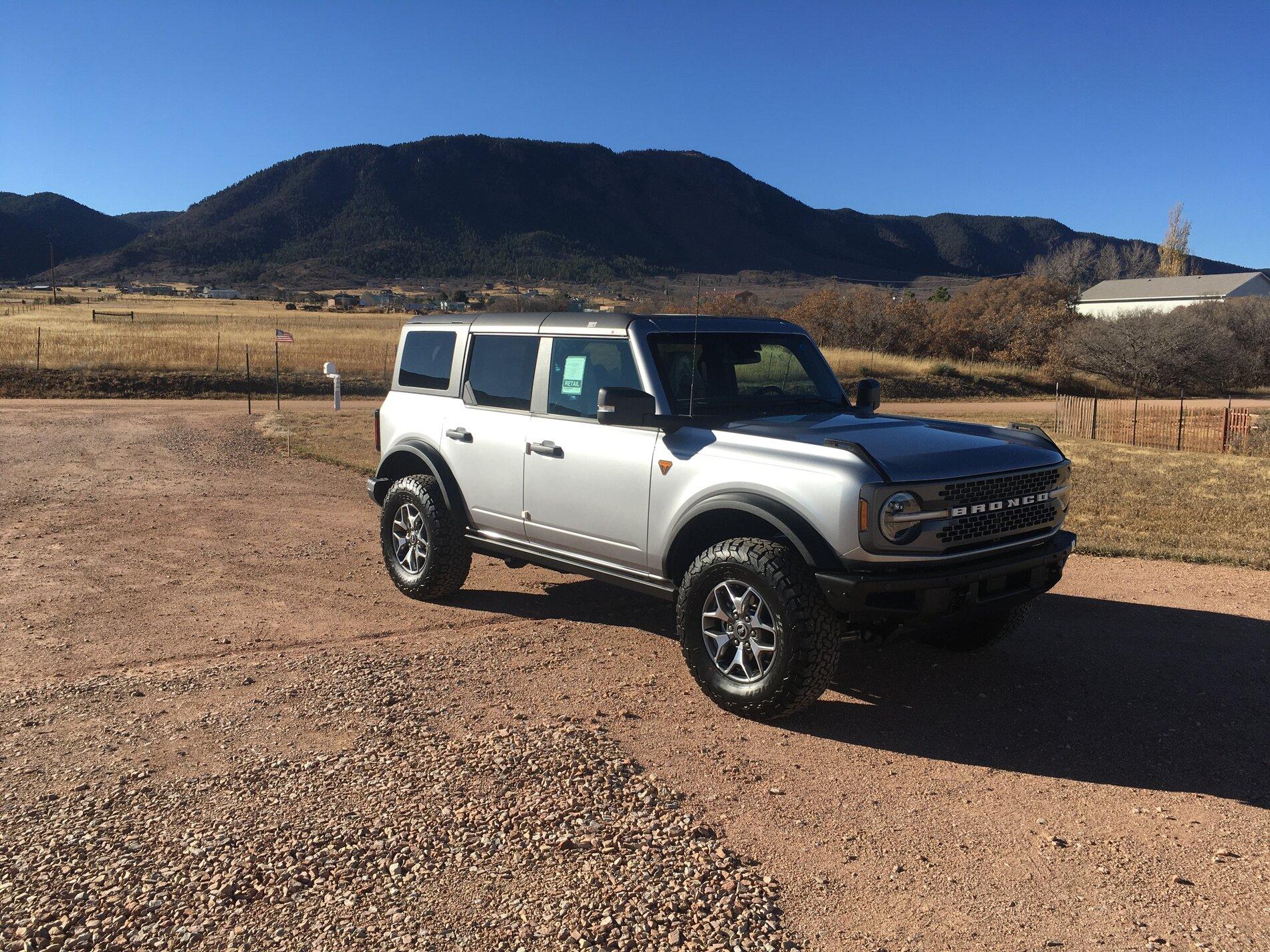 Ford Bronco ICONIC SILVER Bronco Club IMG_1826.JPG