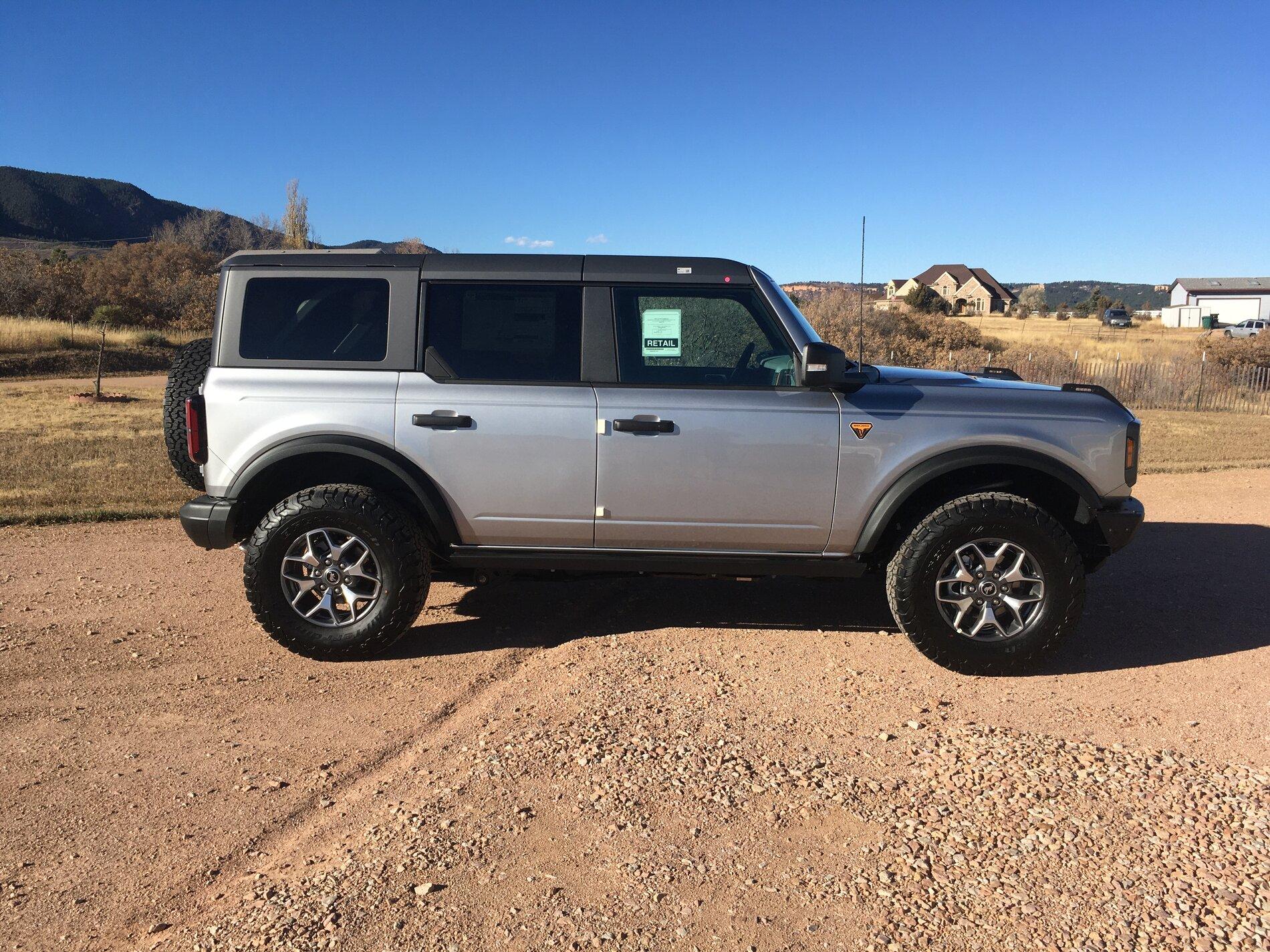 Ford Bronco ICONIC SILVER Bronco Club IMG_1828.JPG