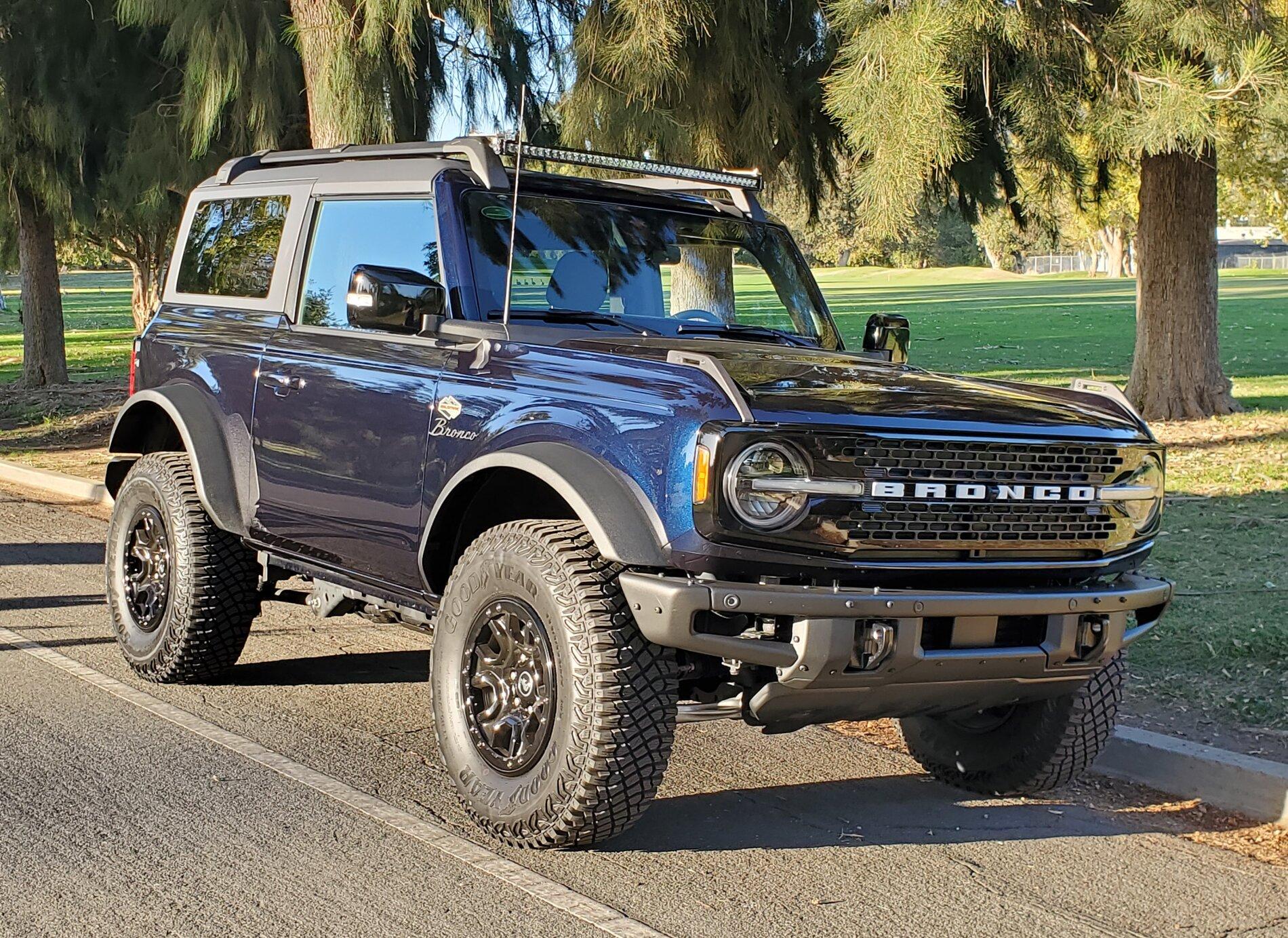 Ford Bronco Sasq Mudflaps... ugly but work... 20211015_171343