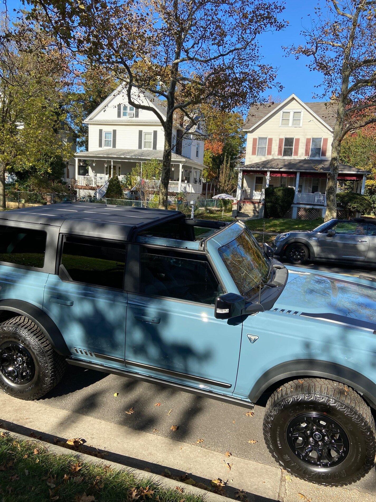 Ford Bronco Little Pleasures Bronc2