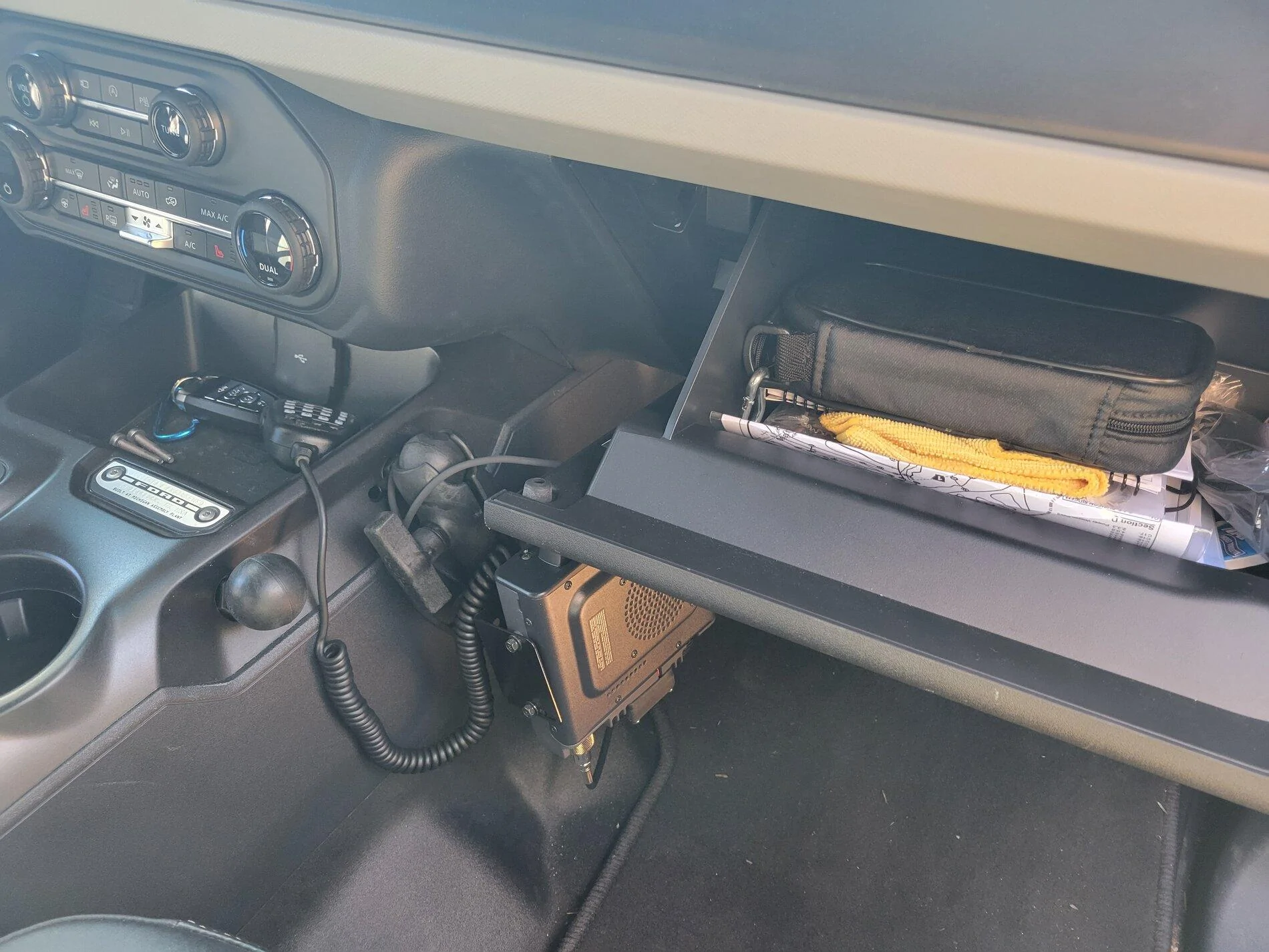 Ford Bronco Mobile Ham Radio (FTM-400XDR) Install - DIY How-To / Writeup / Pics 20211113_120911