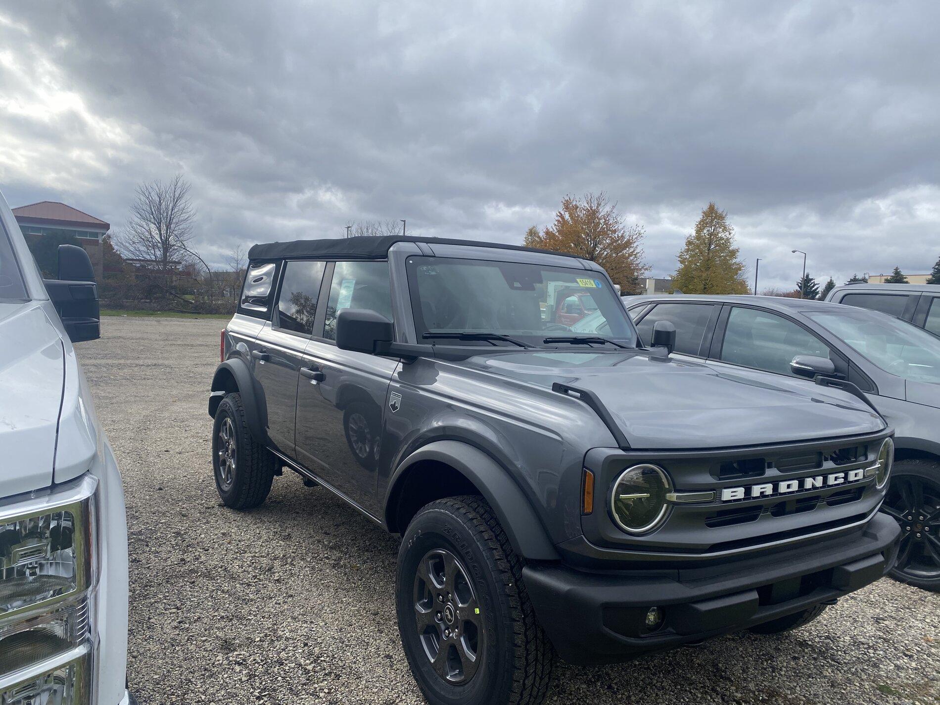 Ford Bronco 🛠 10/25/21 Build Week Group E9E608CC-4C90-465D-B64A-308C391EBAD8