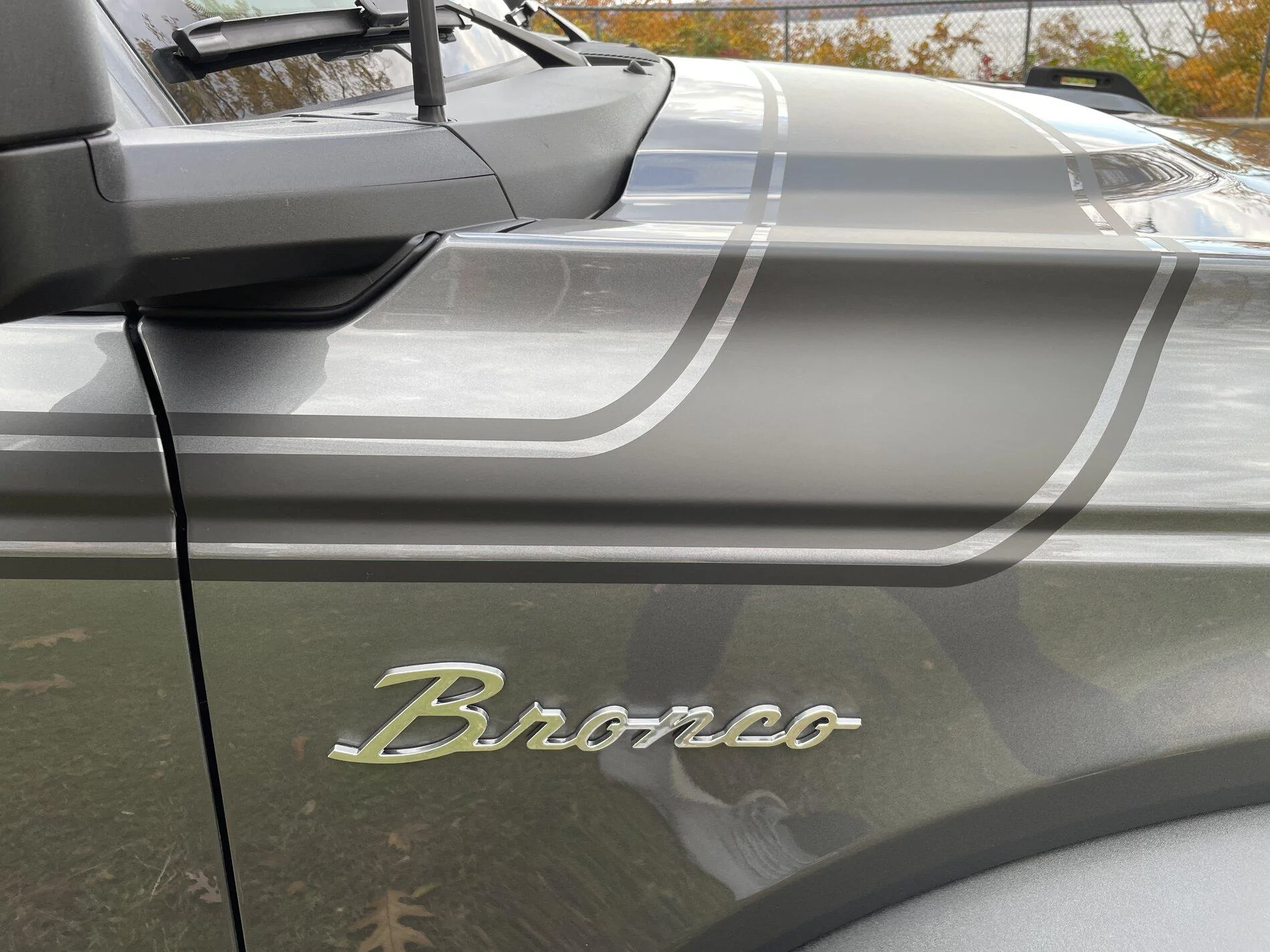 Ford Bronco Old Skool Hockey Stripe complete E8811E9D-820D-4F71-BB5E-16F4B43B30FB
