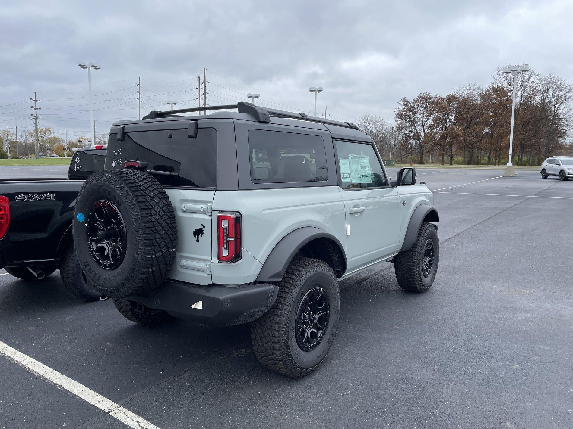 Ford Bronco CACTUS GRAY Bronco Club D54403B8-3D64-4DDF-B3E7-6FE6E0B81AD6