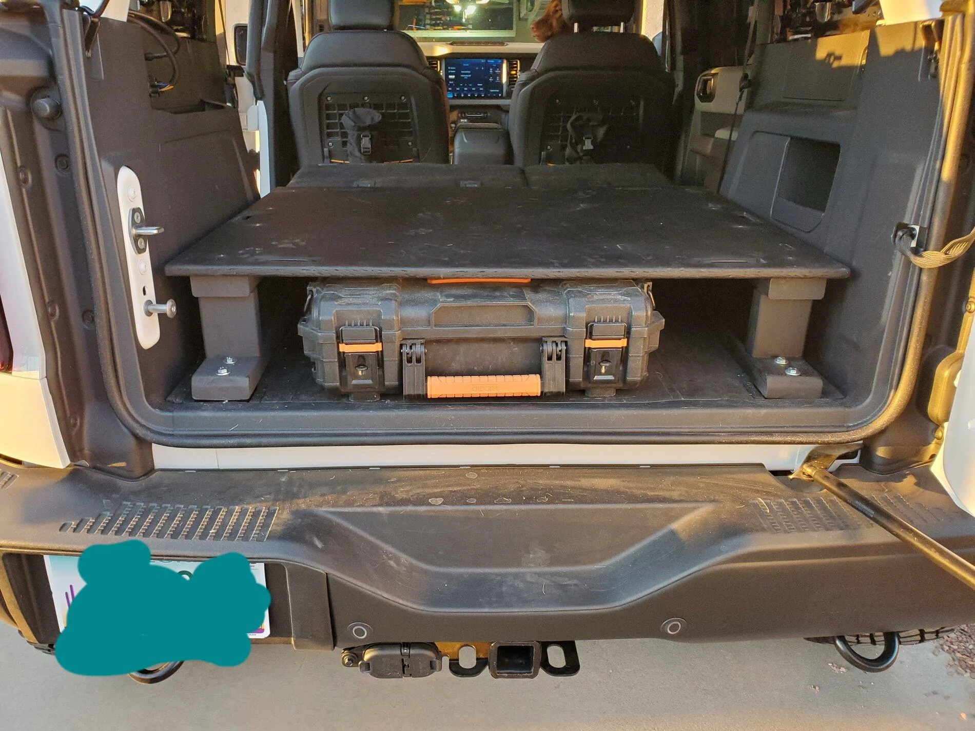Ford Bronco Built a rear platform for cargo, dog and sleeping 20211114_071709