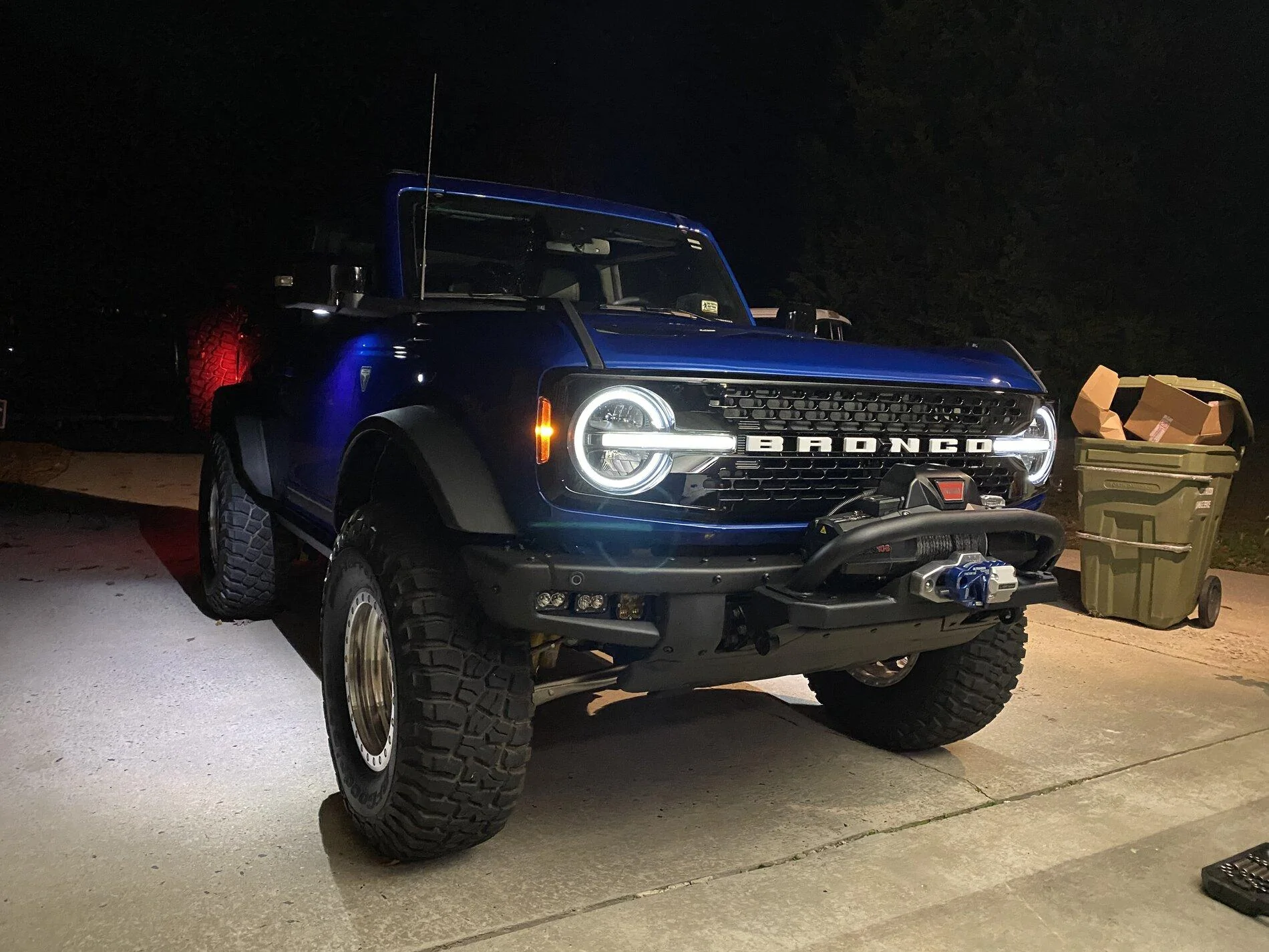Ford Bronco First Edition Bronco Thread E1AE0886-5376-4C6F-A195-52F7B7656C32