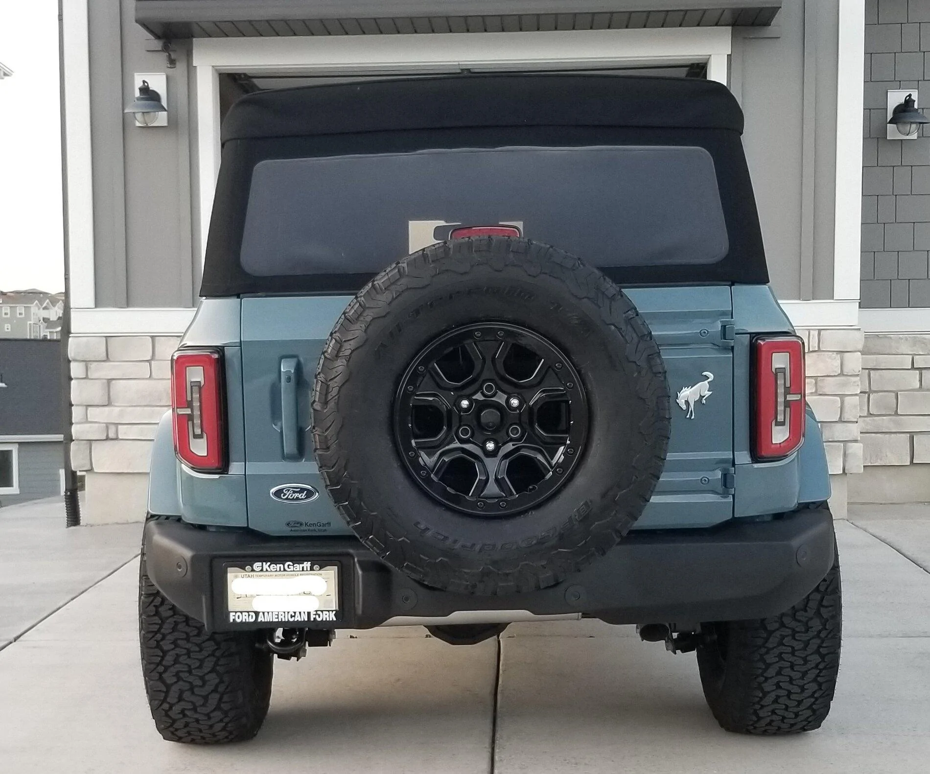 Ford Bronco Outer Banks with 35" BFG KO2s - no lift, no rub Inked20211113_164931_LI