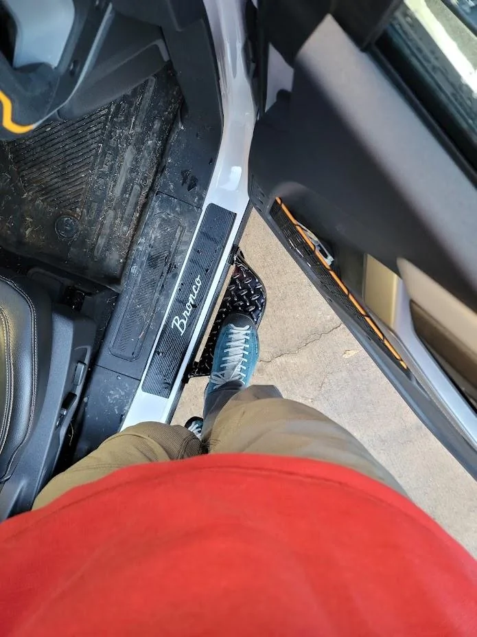 Ford Bronco Stirrup prototype (side step) syrwRKR-npcYOqd3EFoJjJmQOg=w696-h927-no?authuser=0