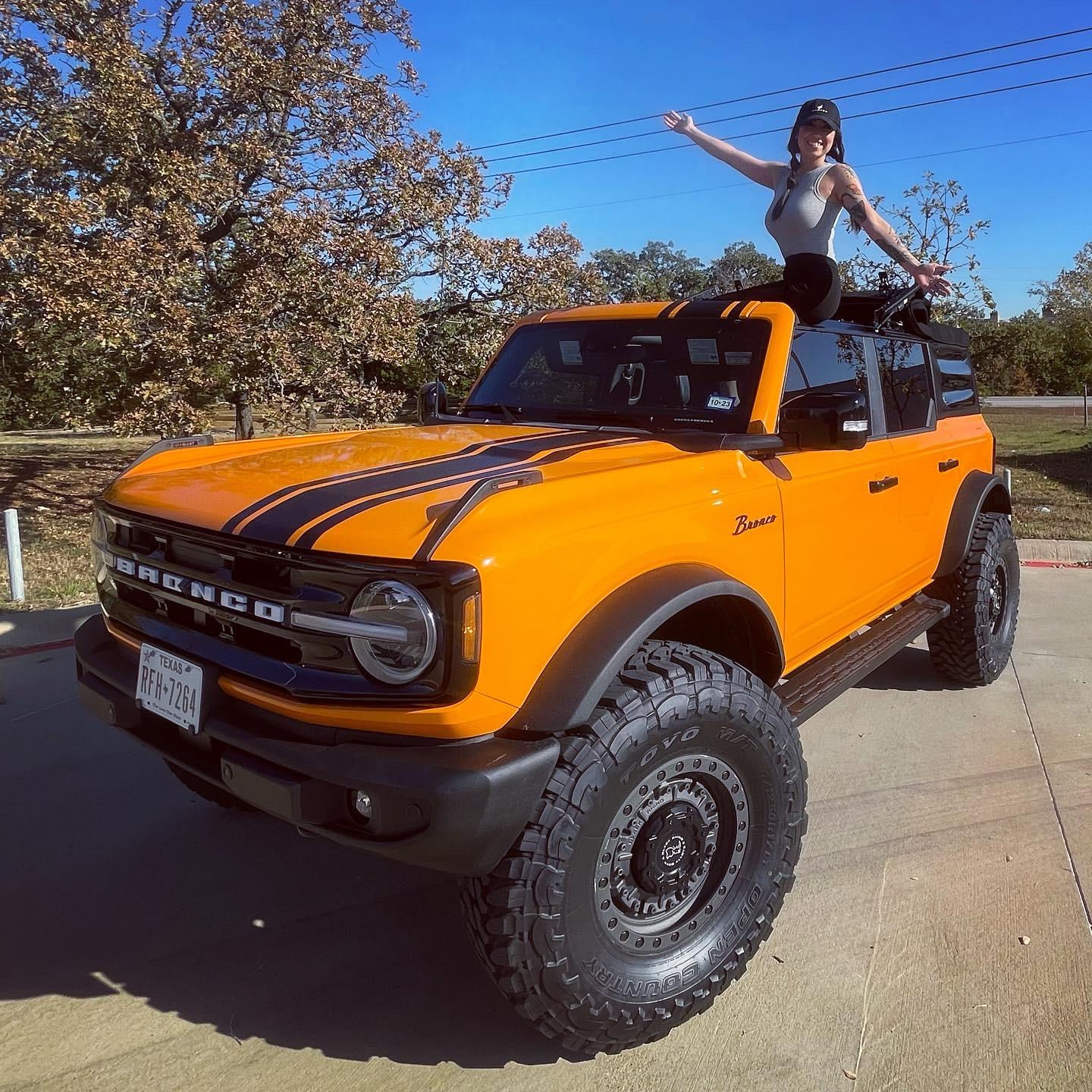 Ford Bronco Orange Wrap. 3.5" Rough Country Lift. 37" Toyo Tires. 17" Black Rhino Wheels. 🖤🙏🏽🧡 26FBB742-CE0C-4BAF-AFCE-DB1F7017ED34