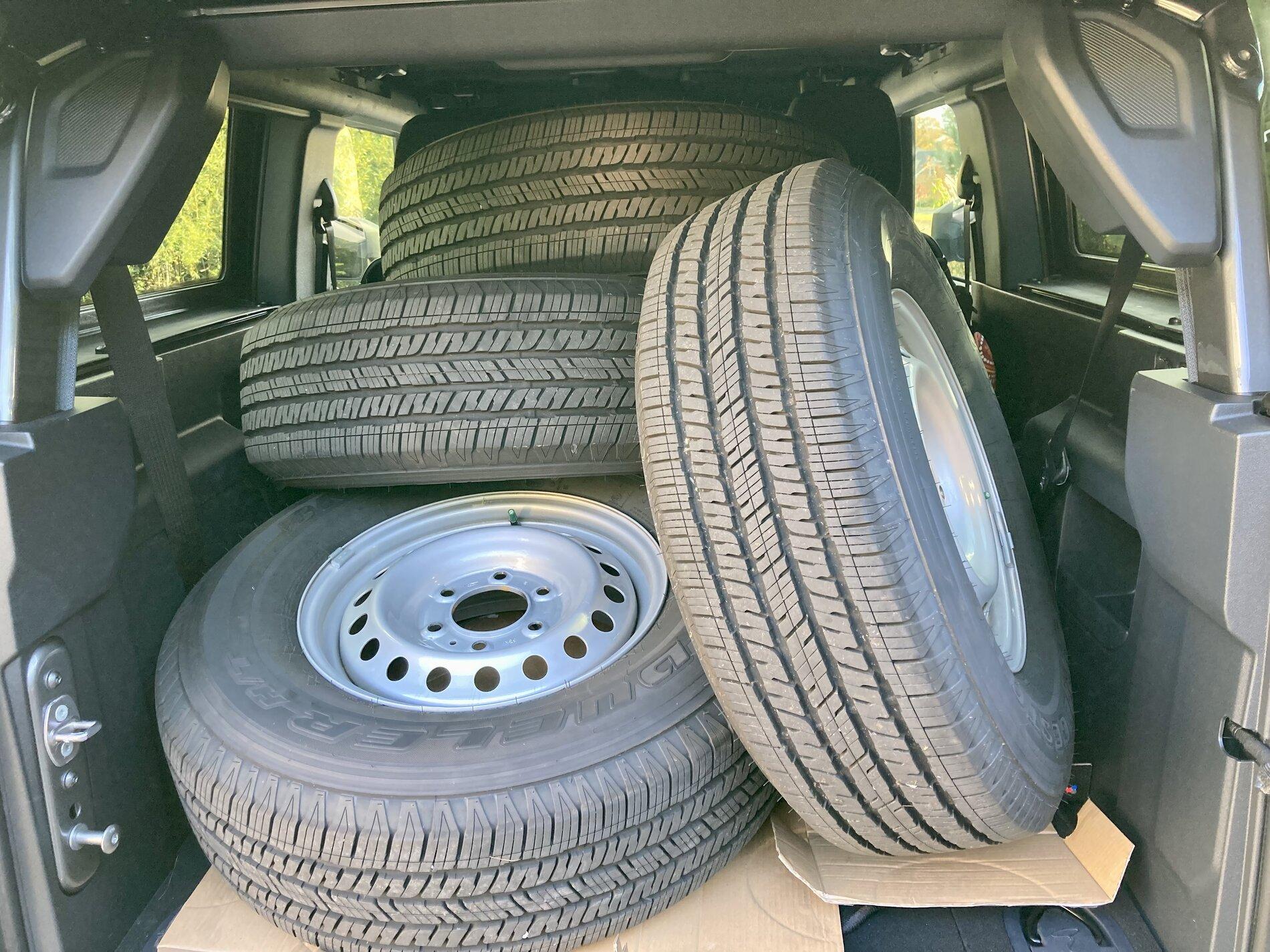 Ford Bronco Base Wheels and Tires Set $300 for 5 13AD6615-92CC-40CB-AAFB-02A975F06E9F