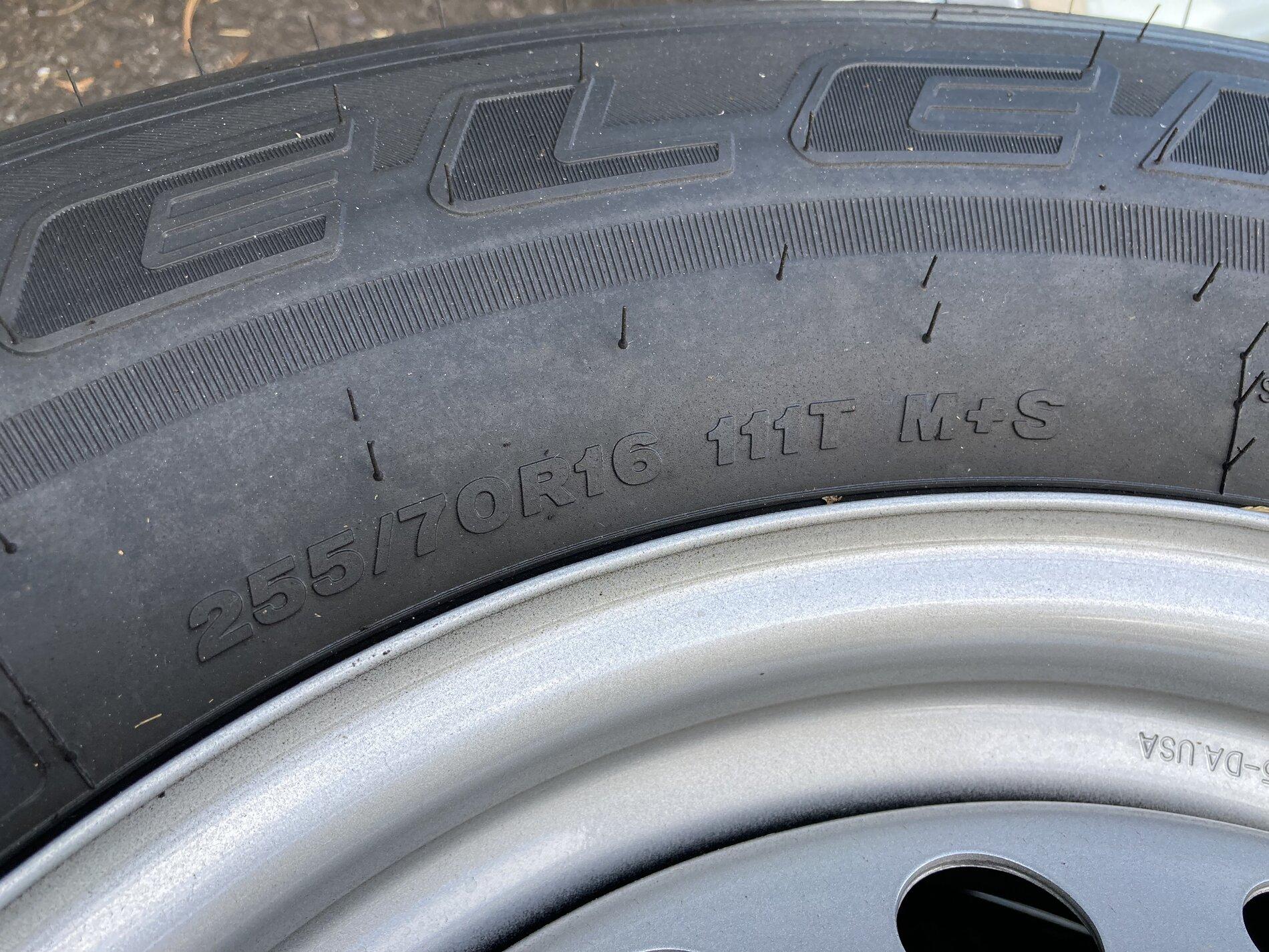 Ford Bronco Base Wheels and Tires Set $300 for 5 B6CF1A0C-D47F-46F0-980D-9E8B77DF973A