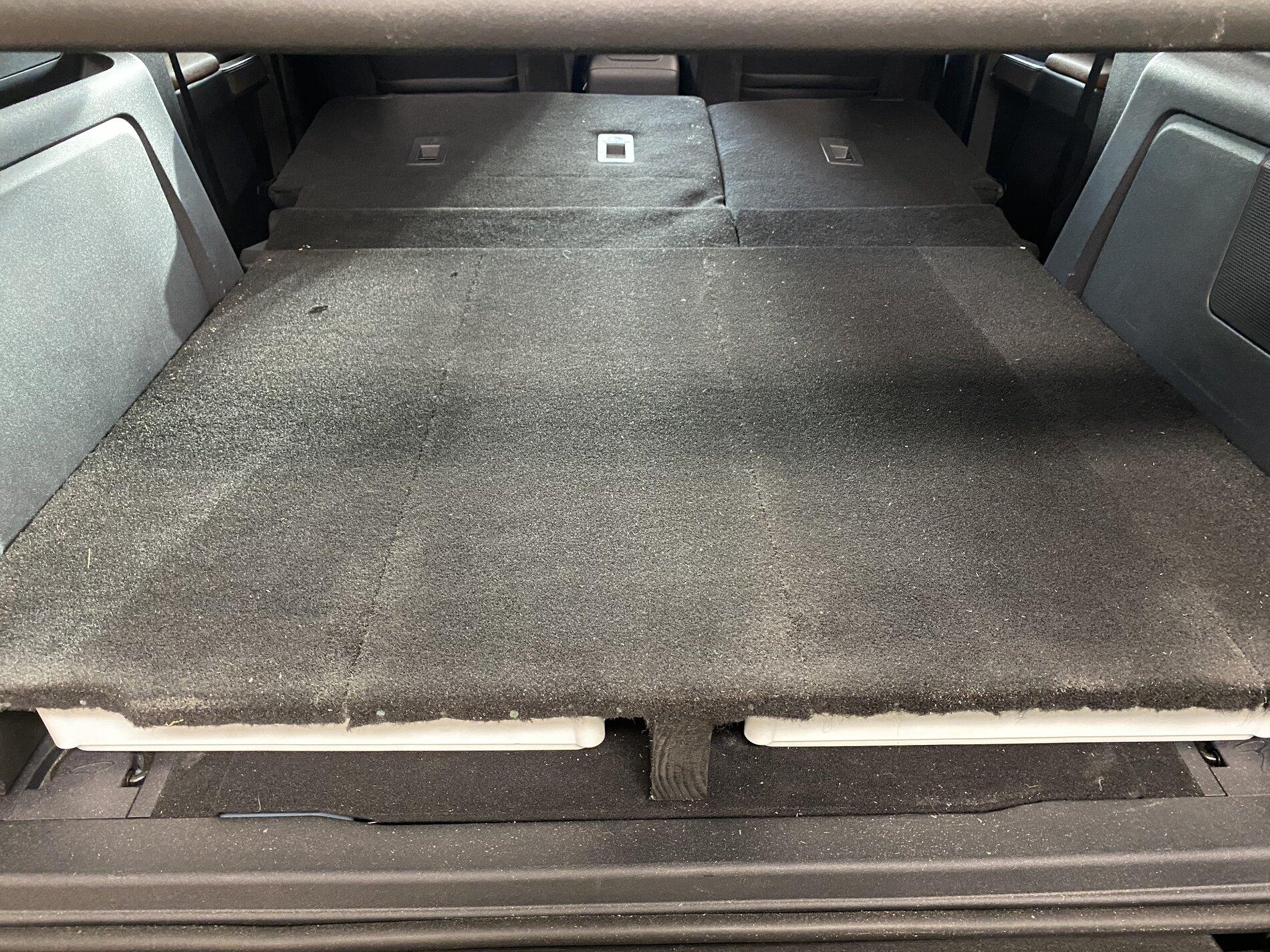 Ford Bronco Built a rear platform for cargo, dog and sleeping 6FCE150E-FB88-4491-8011-6EC78B78B4B7
