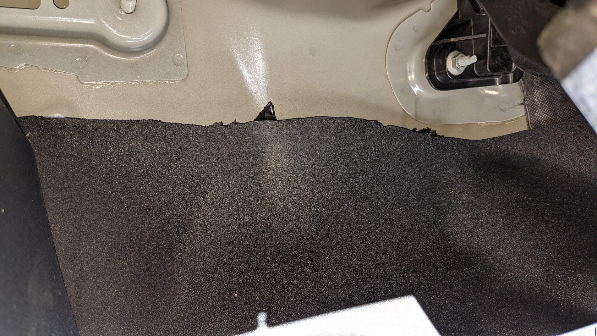 Ford Bronco Rubber Floors Cut off 20211115_185319270