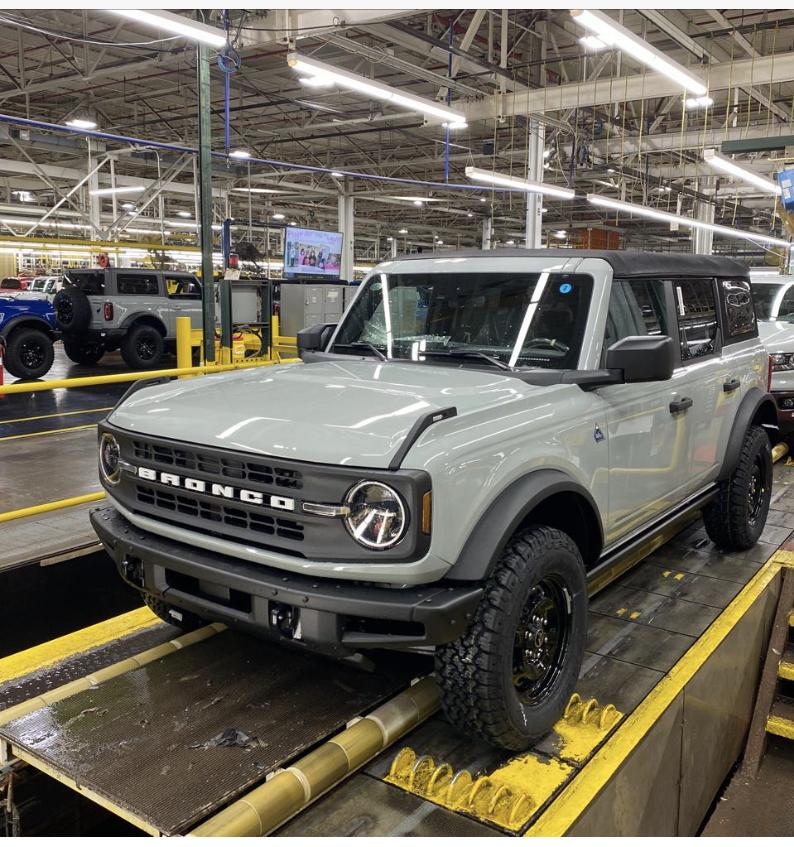 Ford Bronco 🛠 10/25/21 Build Week Group 5124561A-FE5E-4502-BF45-81C8B769030A