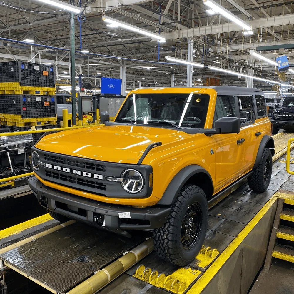 Ford Bronco 🛠 10/25/21 Build Week Group 1637087508556blo