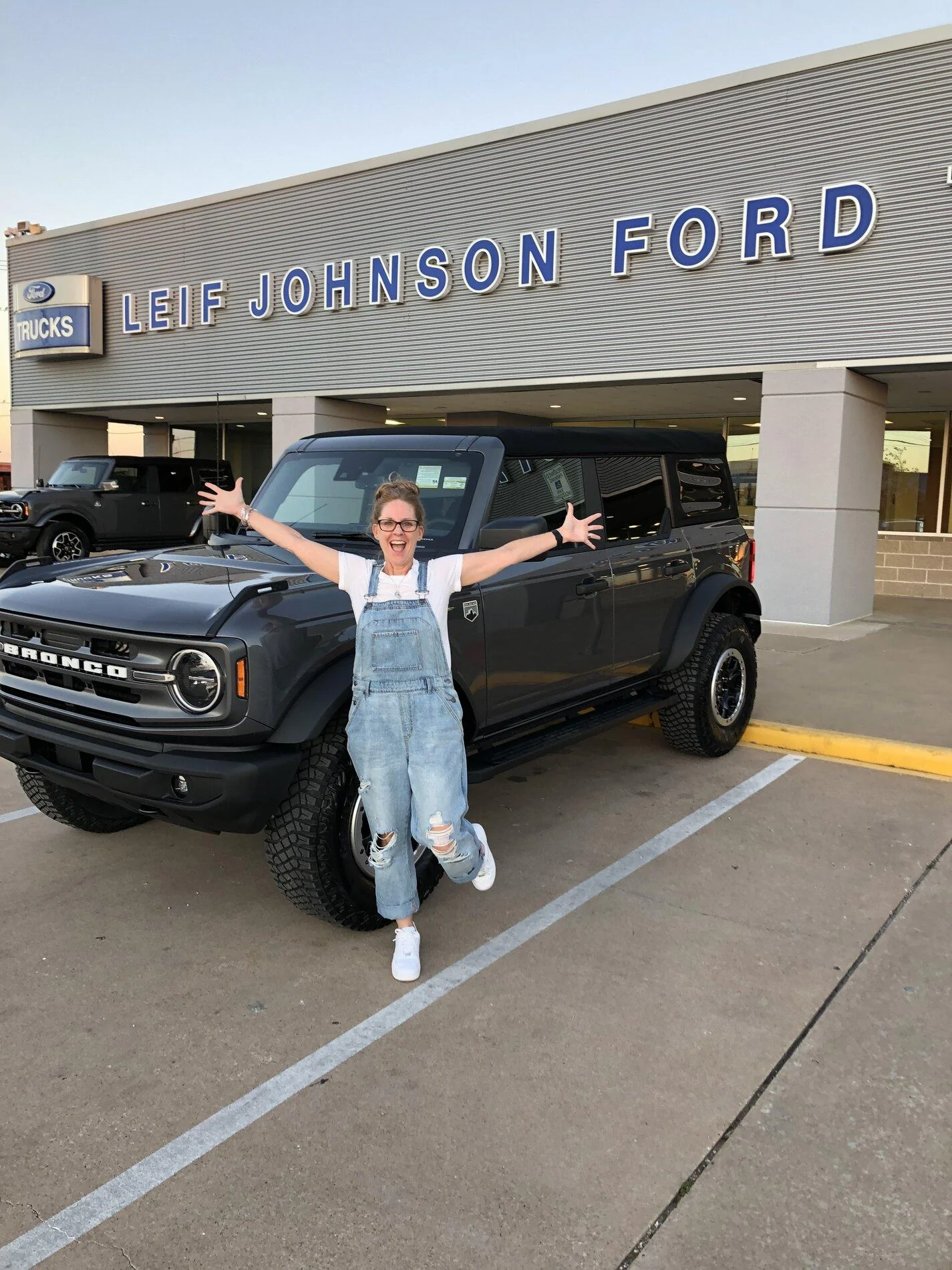 Ford Bronco 🛠 10/18/21 Build Week Group IMG_9047