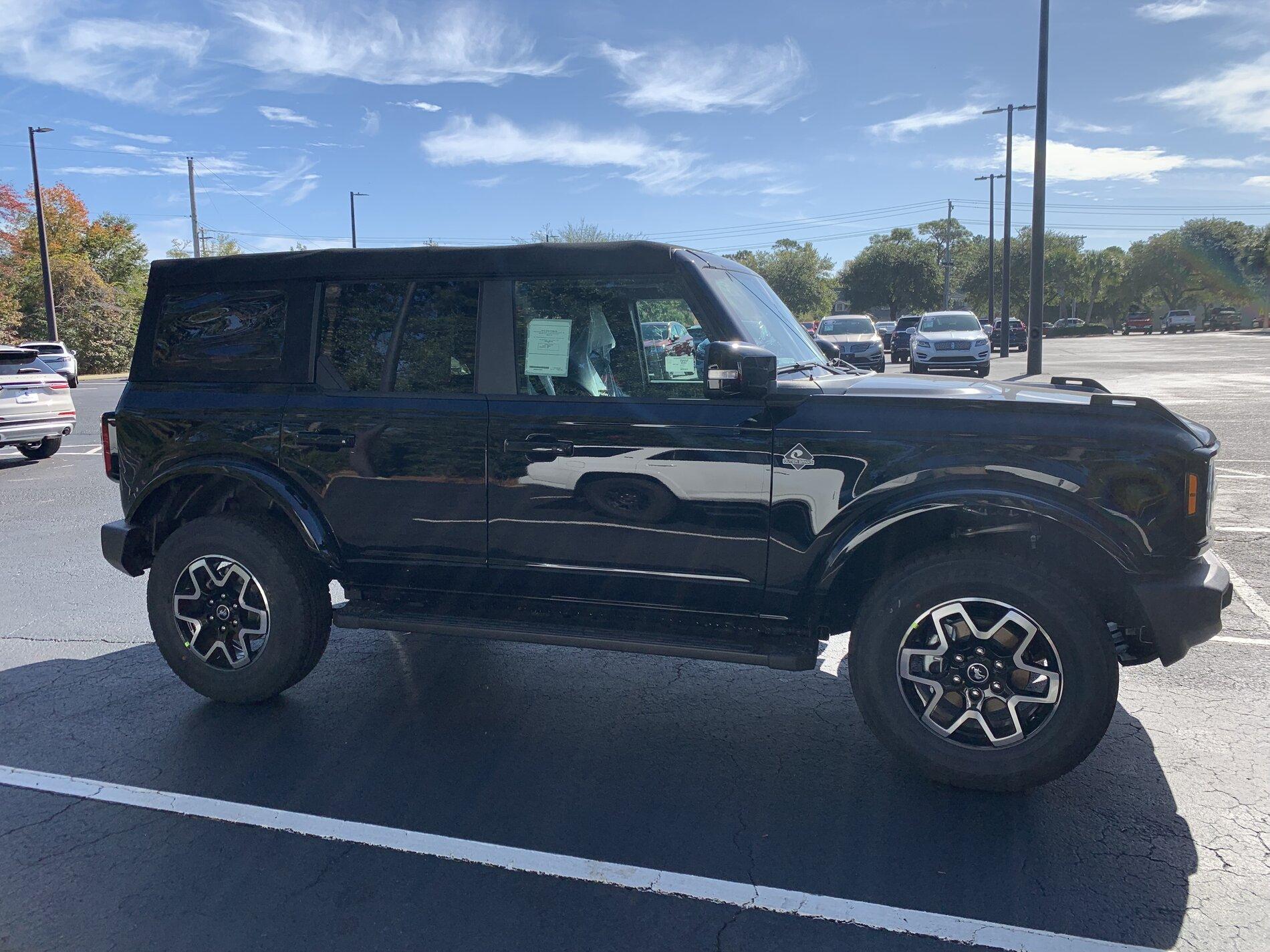 Ford Bronco Outer Banks Bronco Thread A624DE04-3567-4401-B4CA-20D8779926E2