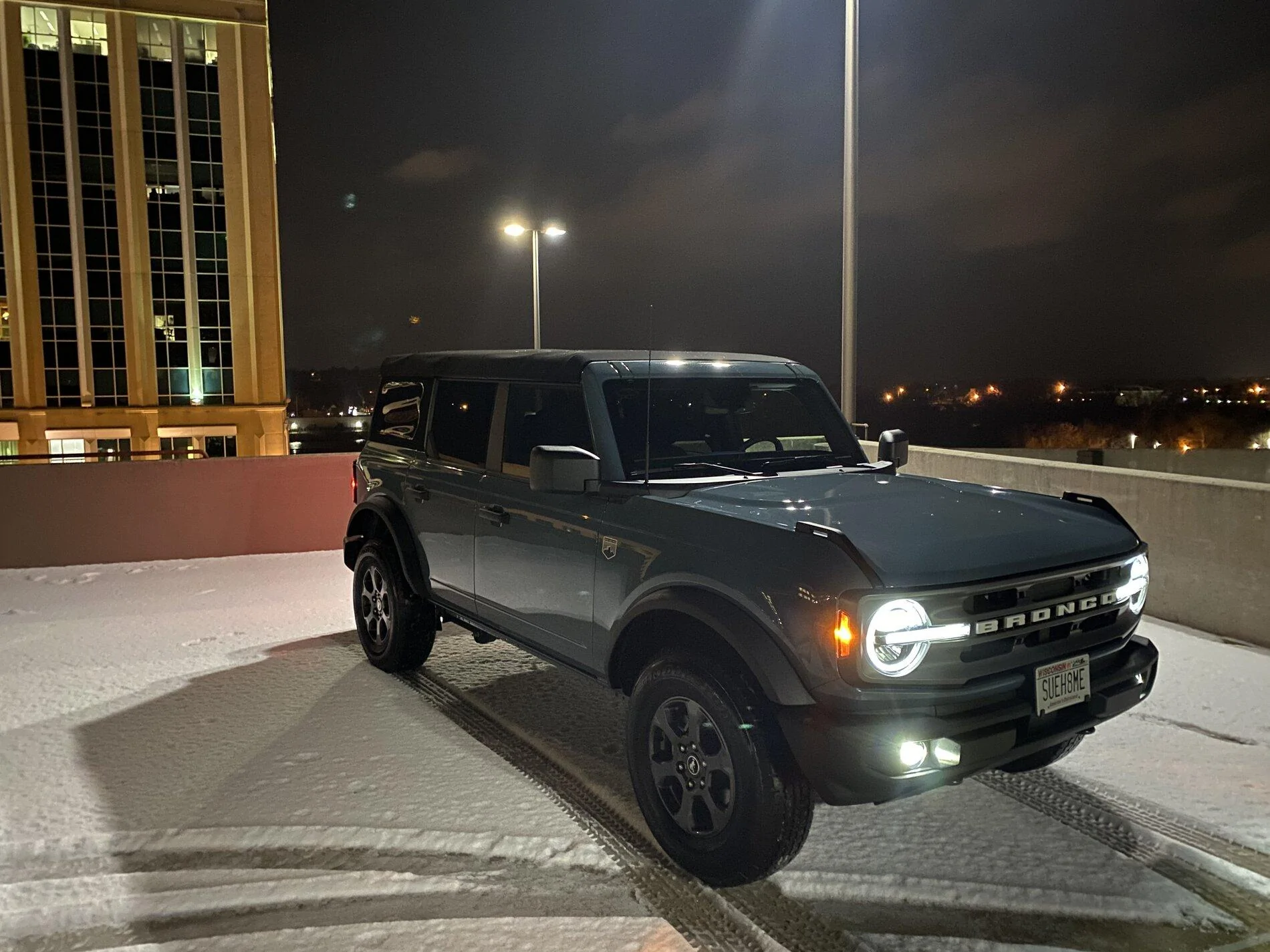 Ford Bronco Picked Up the Bronco Tonight AE763500-2F9D-42F7-9980-8F916F562D6D
