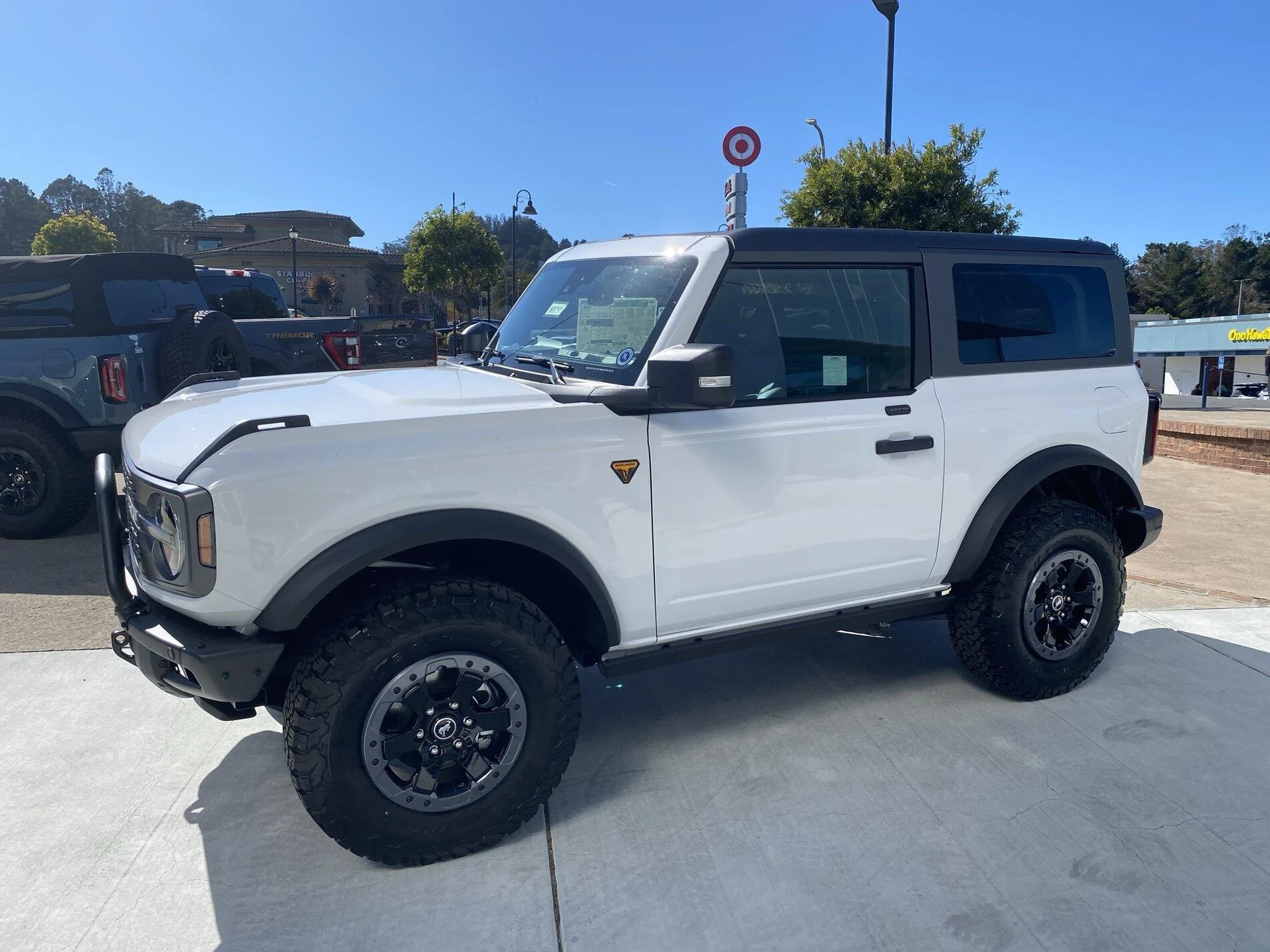 Ford Bronco Feedback & pics request - Badlands 2dr Oxford White 11AEC429-2459-4F9A-A276-099D78B05ABF