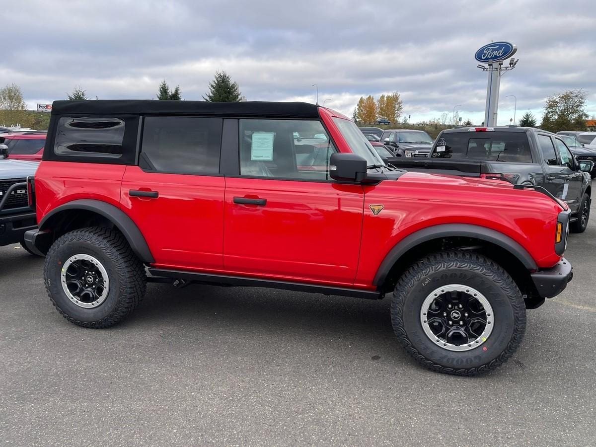 Ford Bronco 🛠 10/25/21 Build Week Group Bronco Delivery