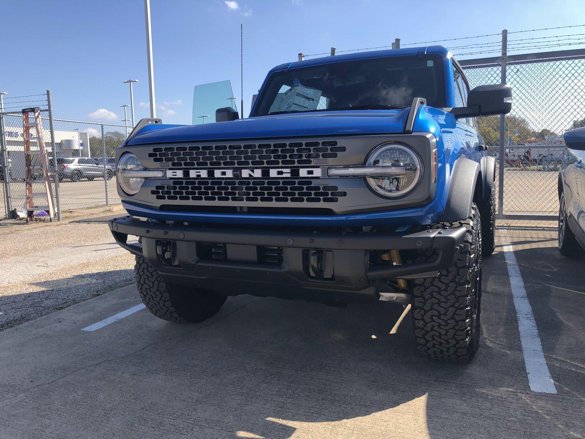 Ford Bronco 🛠 10/25/21 Build Week Group IMG_9396