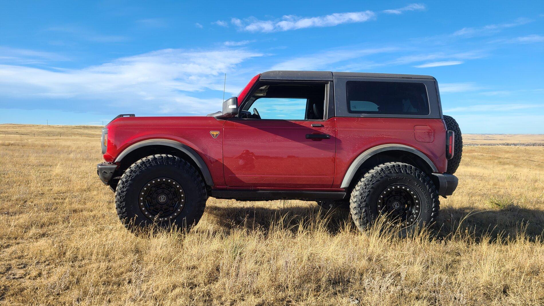 Ford Bronco Badlands 2 door on 37s no lift.... [37x12.50r17 Thompson Baja Boss MTs + Black Rhino Garison Beadlocks with +0 offset] 20211114_142127