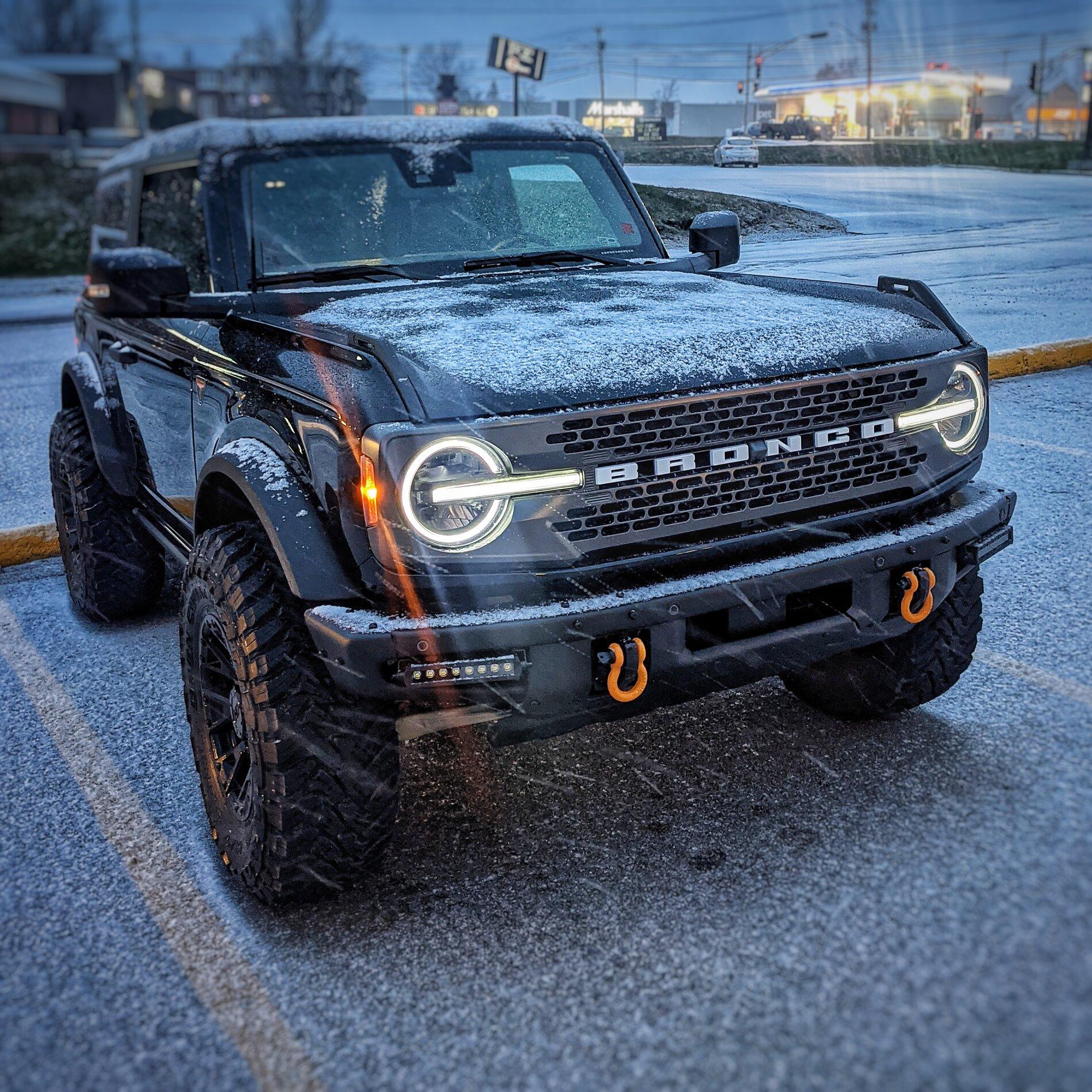 Ford Bronco SelfSquatch Complete w/ 35x12.5R17 Toyo MT + 1" Rough Country Level Lift (added more pics) PXL_20211118_112802813-01