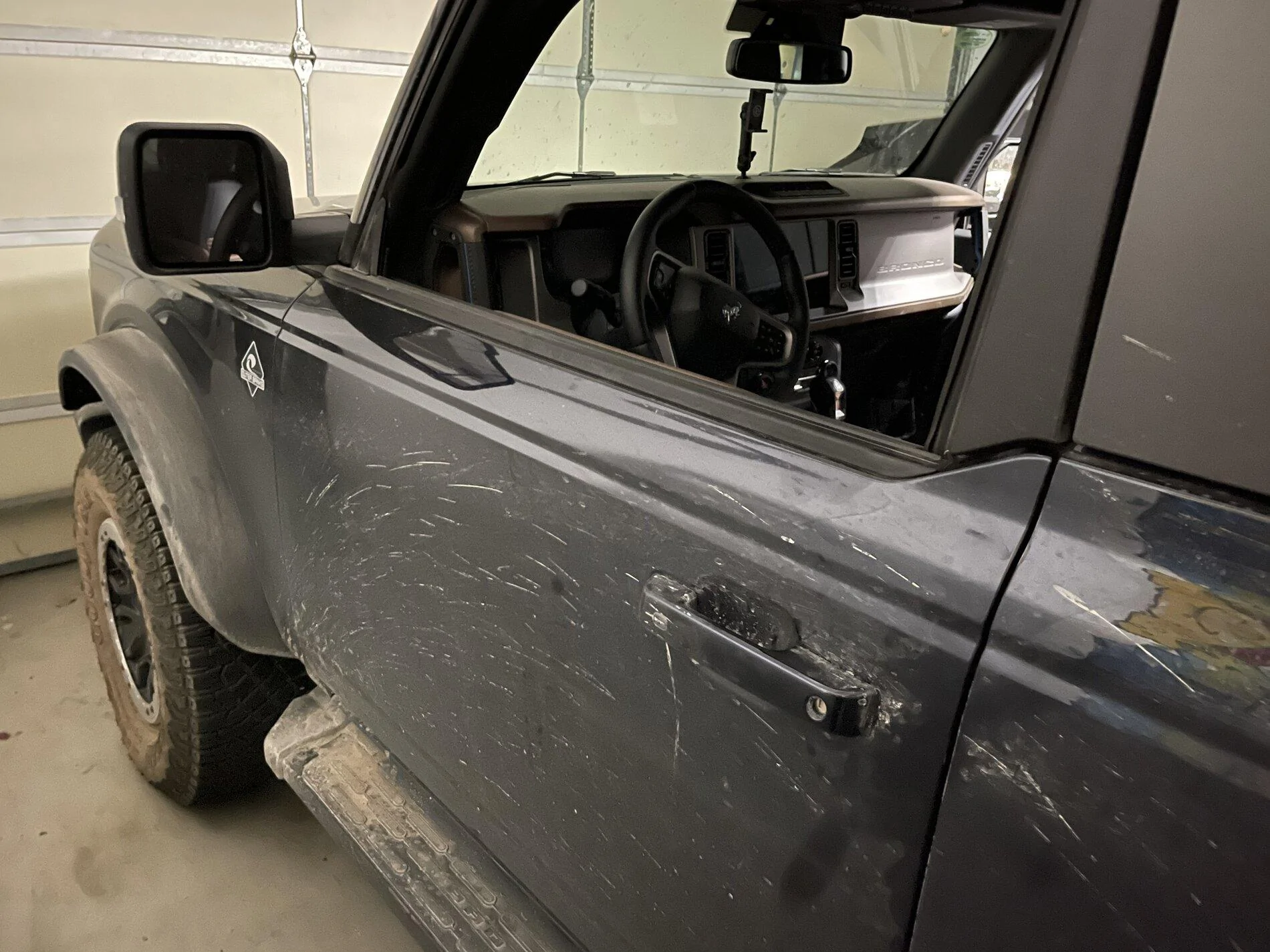 Ford Bronco Will side steps prevent mud on side of Bronco? 36372EE3-CE3C-4E9C-B835-A79C93226F48