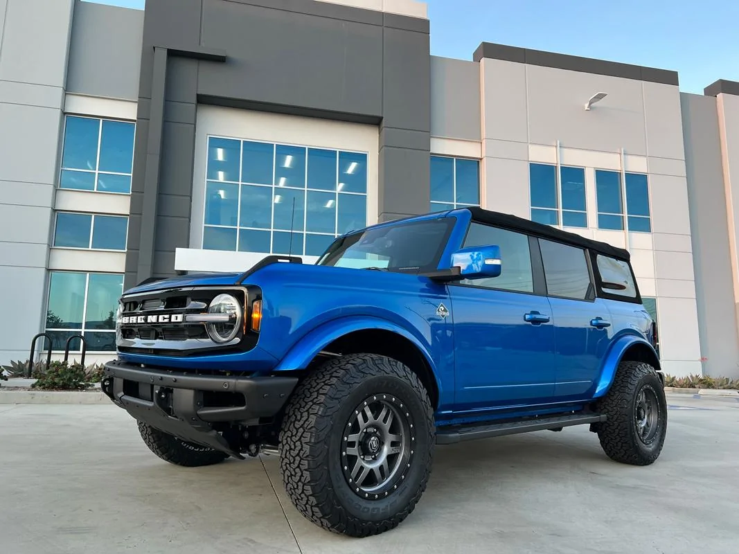 bronco7-s.jpg