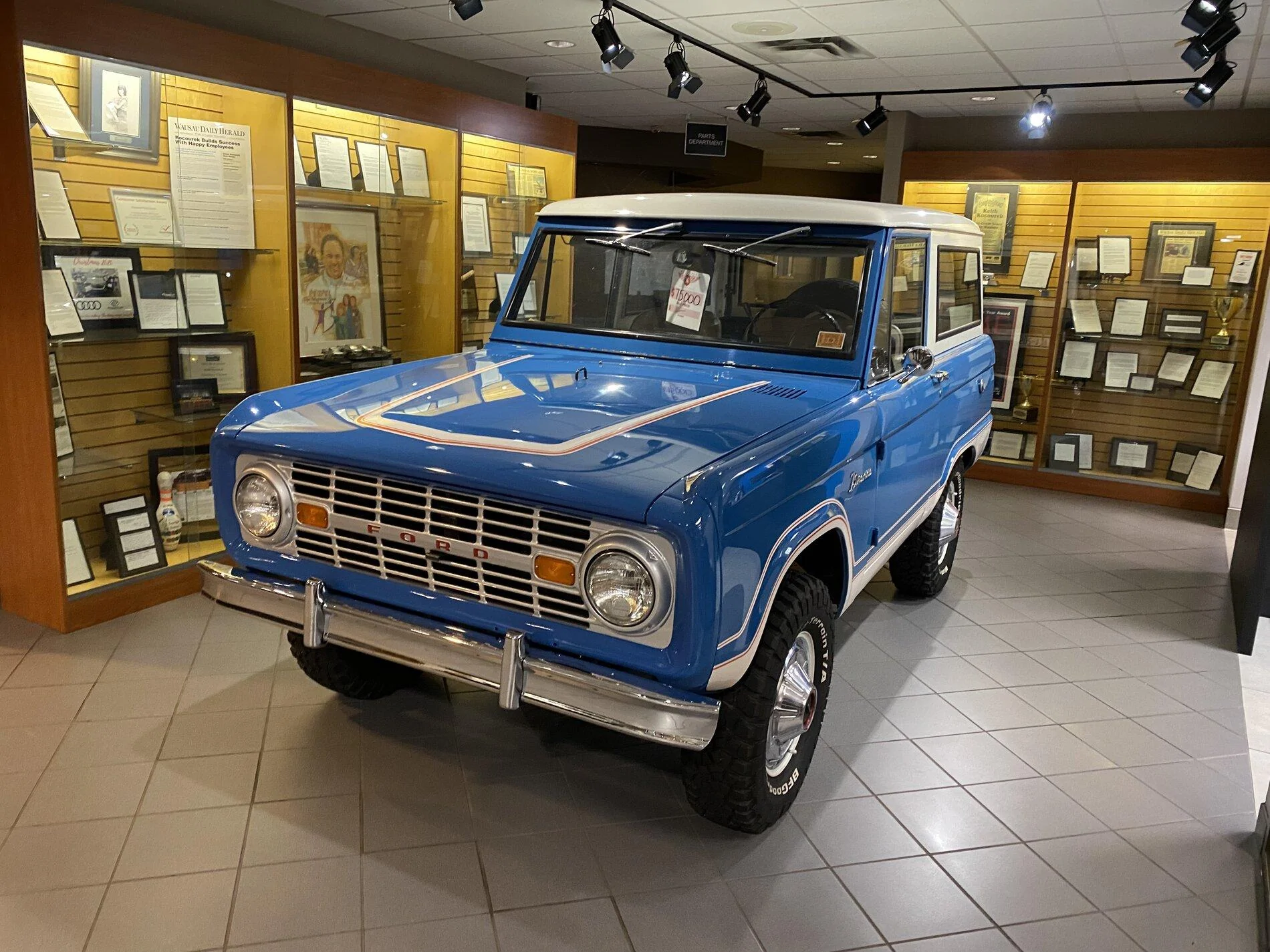 Ford Bronco Picked Up the Bronco Tonight E408BAB2-FFFF-4A5E-9C9C-142041FA3FC0