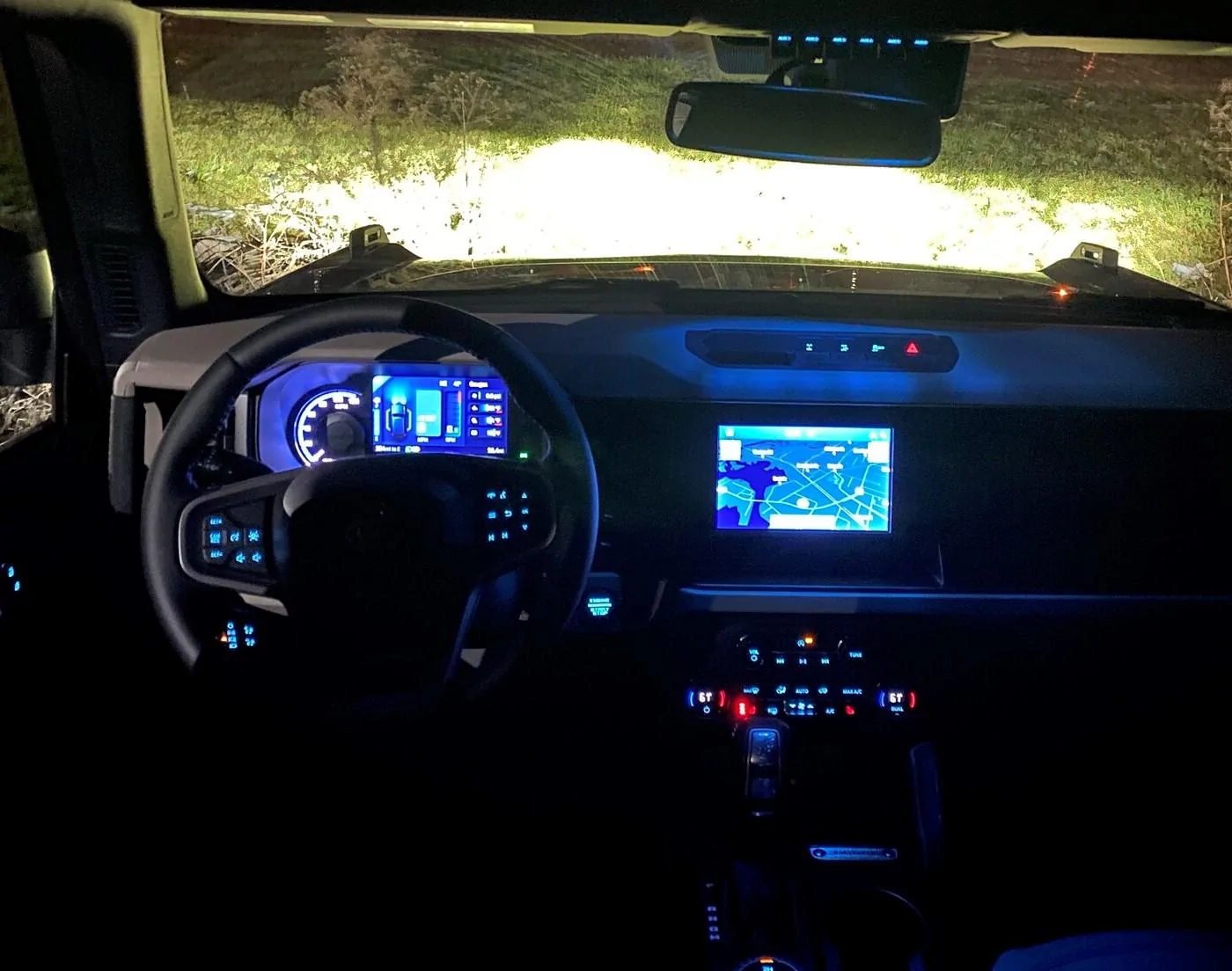 Ford Bronco Weird Question - does your gear selection (PRNDM) illuminate at night? interior